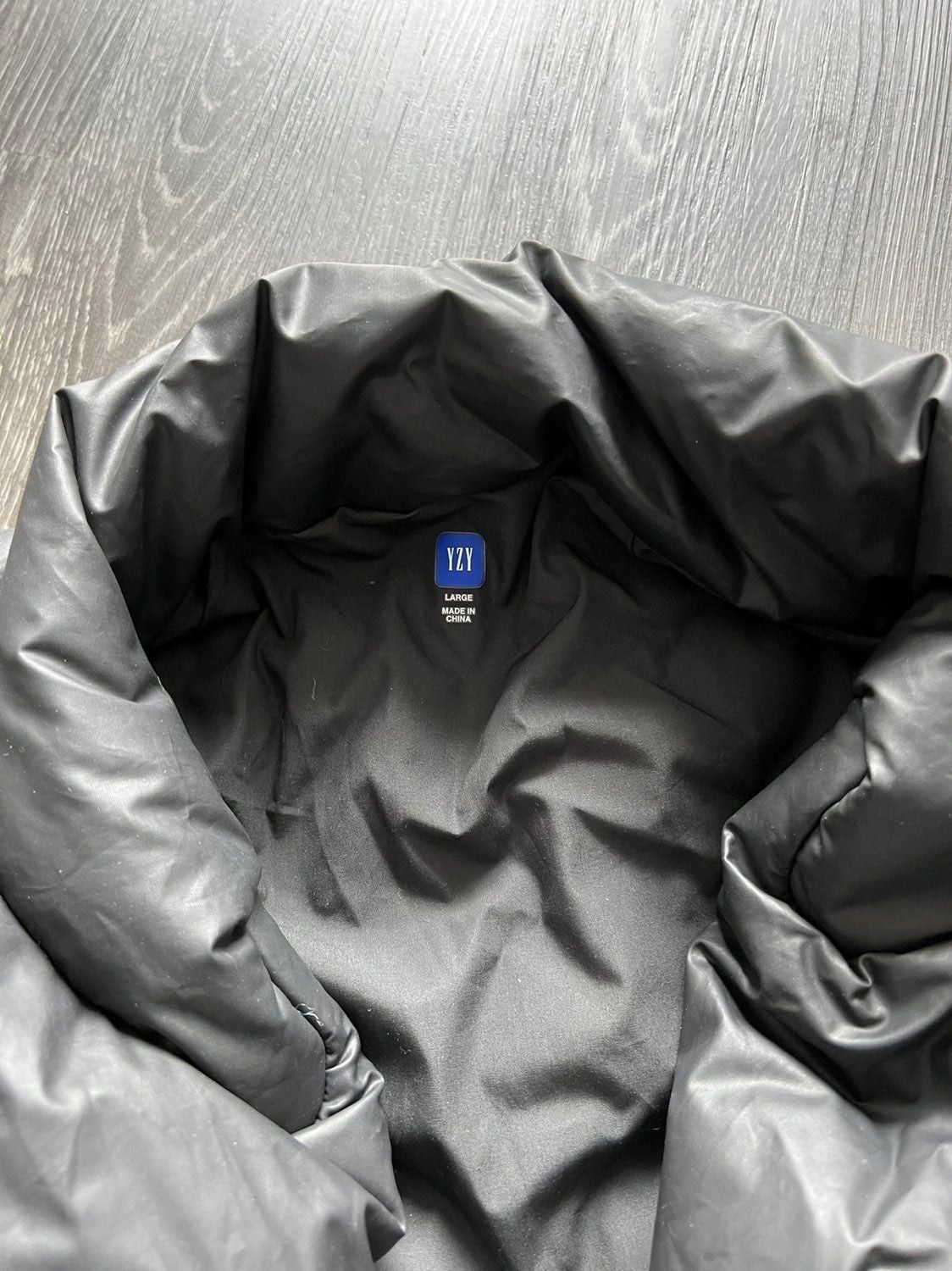 Gap × Kanye West Yeezy YZY x Gap Black Round Puffer Jacket Size L Size US L / EU 52-54 / 3 - 3 Thumbnail