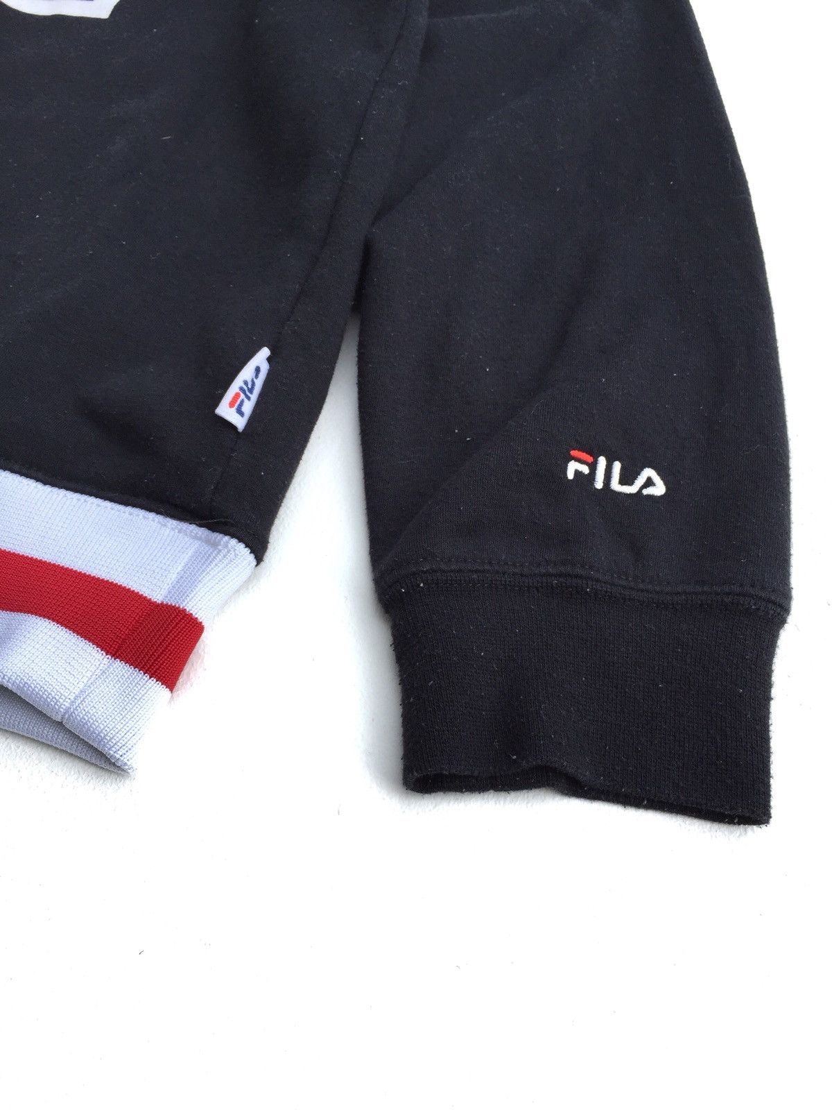 Fila vintage Fila Big Logo Sweatshirt Size US S / EU 44-46 / 1 - 6 Thumbnail