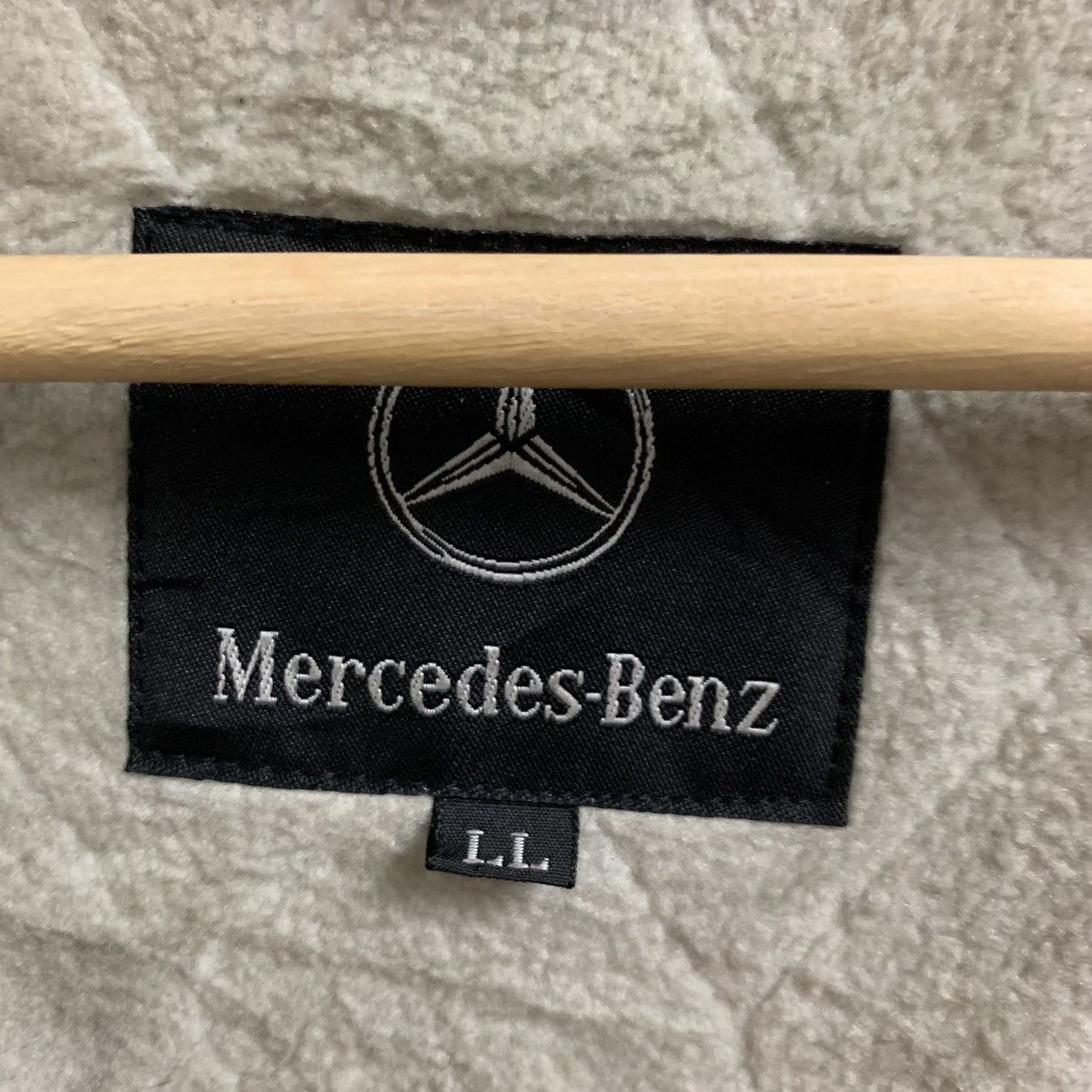 Mercedes-Benz Mercedes-Benz Black Zipper Oversized Jacket Size US L / EU 52-54 / 3 - 12 Thumbnail