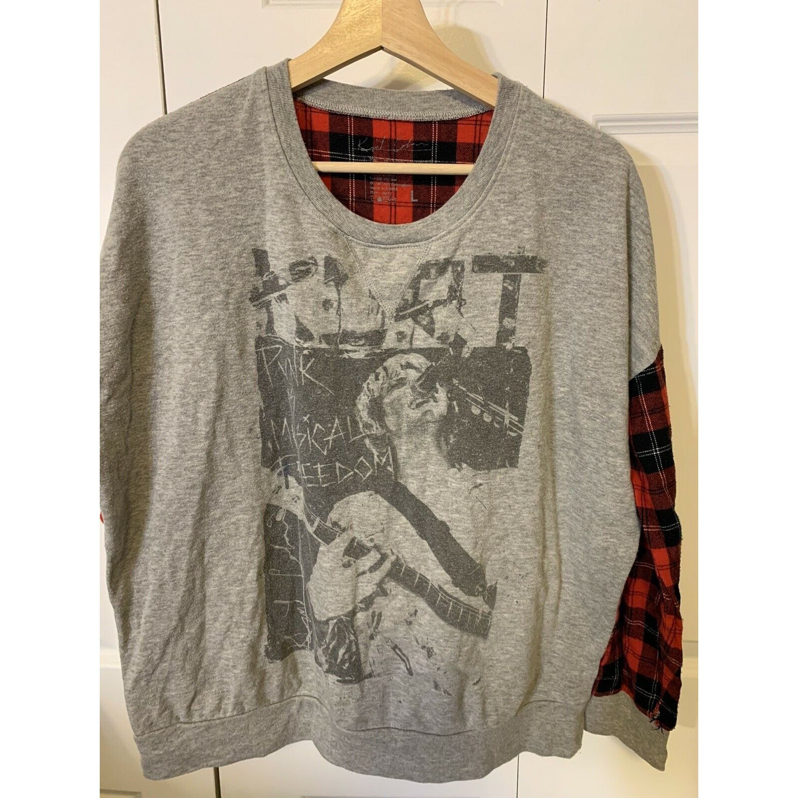 Other Kurt Cobain Mens Sz L Long Sleeve T-Shirt Nirvana Cobain Pun Size US L / EU 52-54 / 3 - 4 Thumbnail