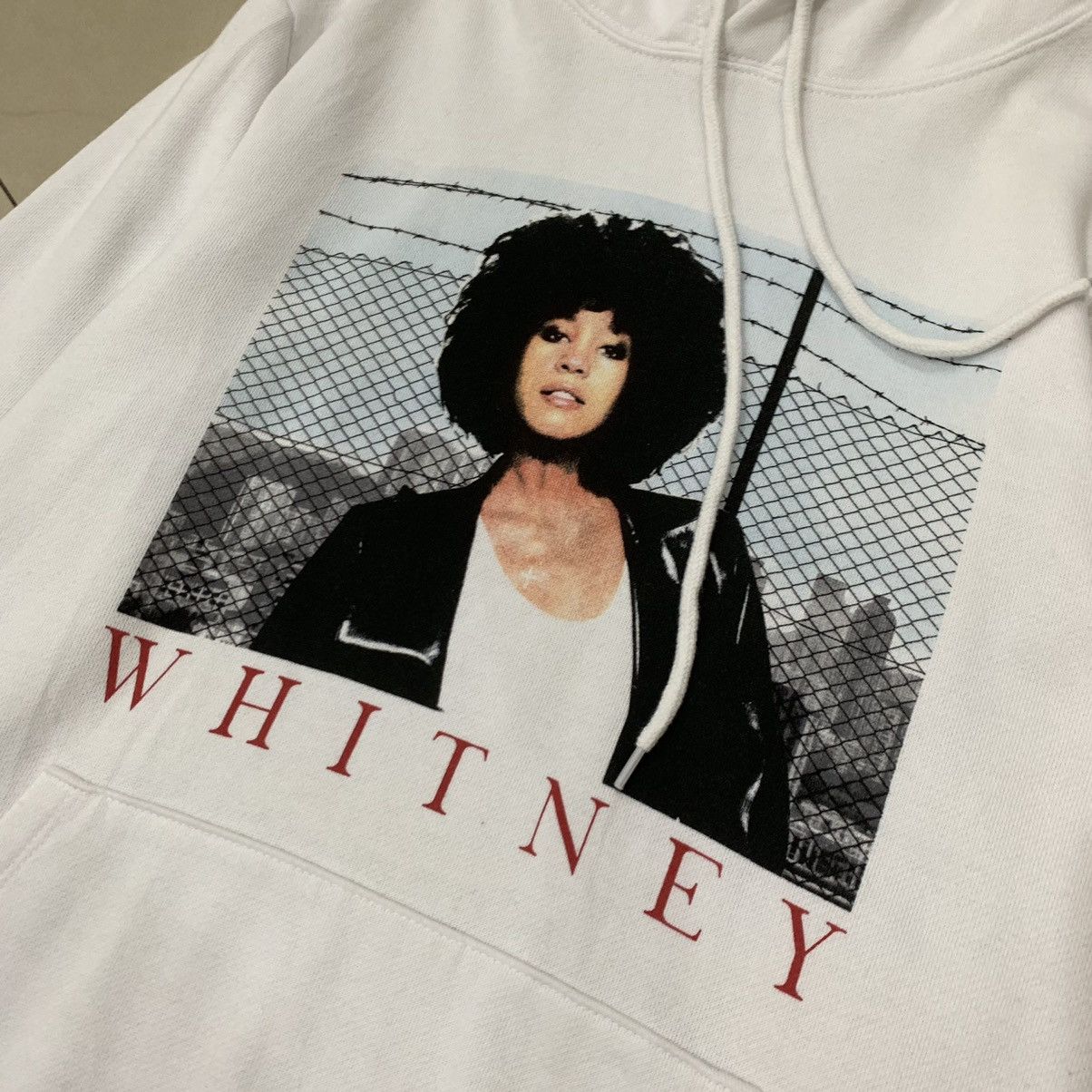 Band Tees Whitney Houston Pullover Hoodie Size US S / EU 44-46 / 1 - 6 Thumbnail