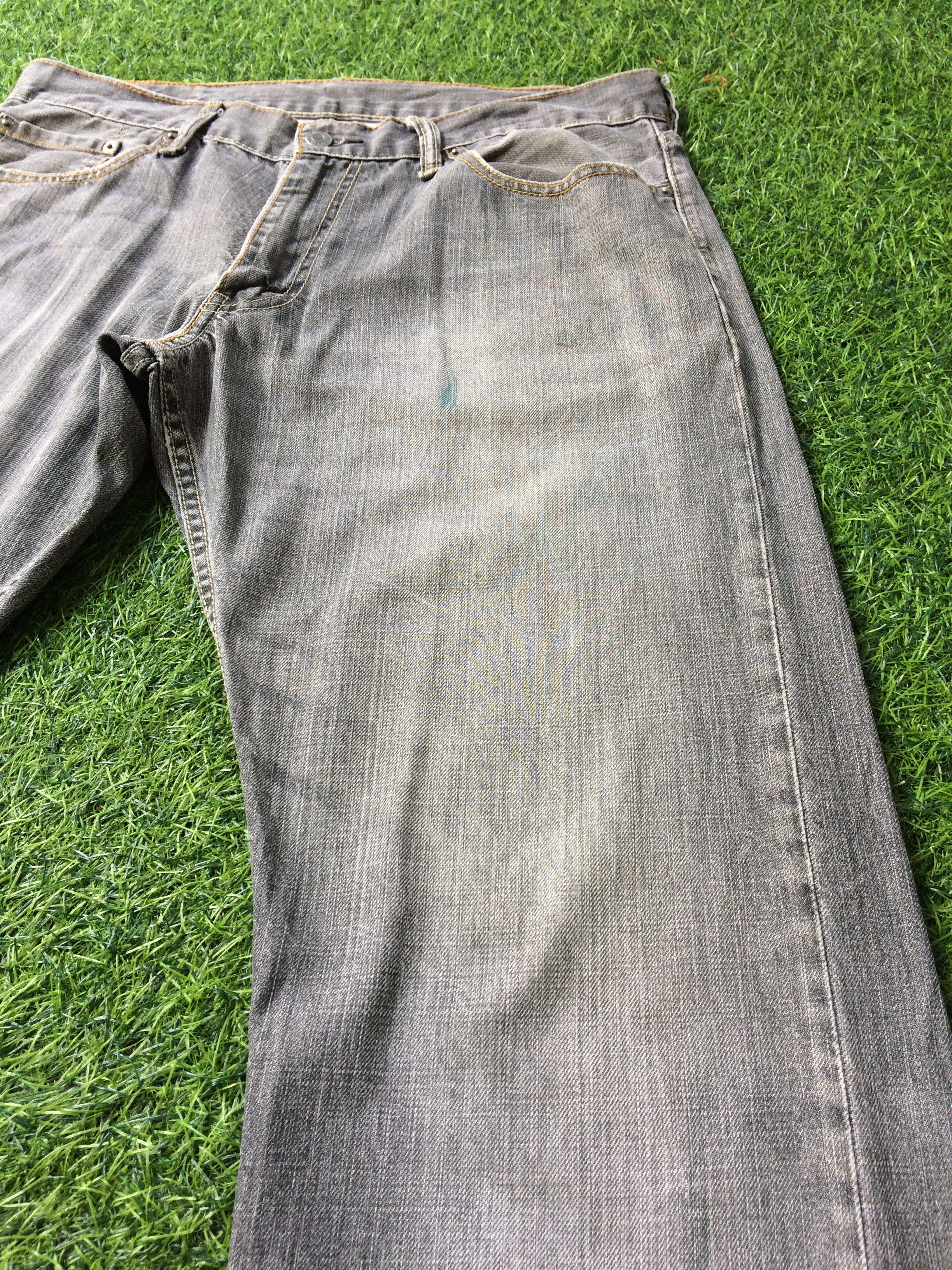 Levi's Vintage Levis 514 Distressed Jeans #B-484 Size US 34 / EU 50 - 6 Thumbnail