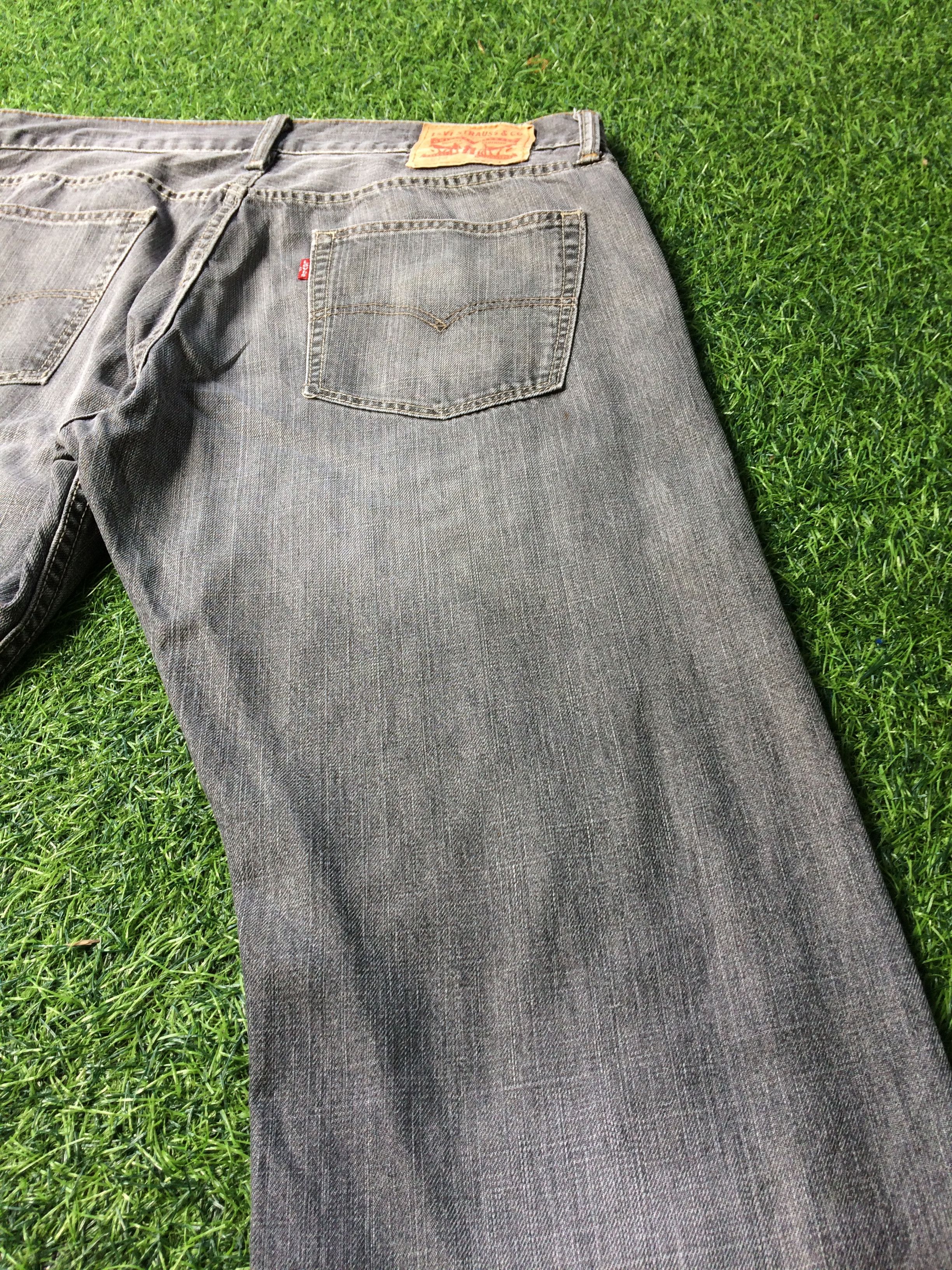 Levi's Vintage Levis 514 Distressed Jeans #B-484 Size US 34 / EU 50 - 8 Thumbnail