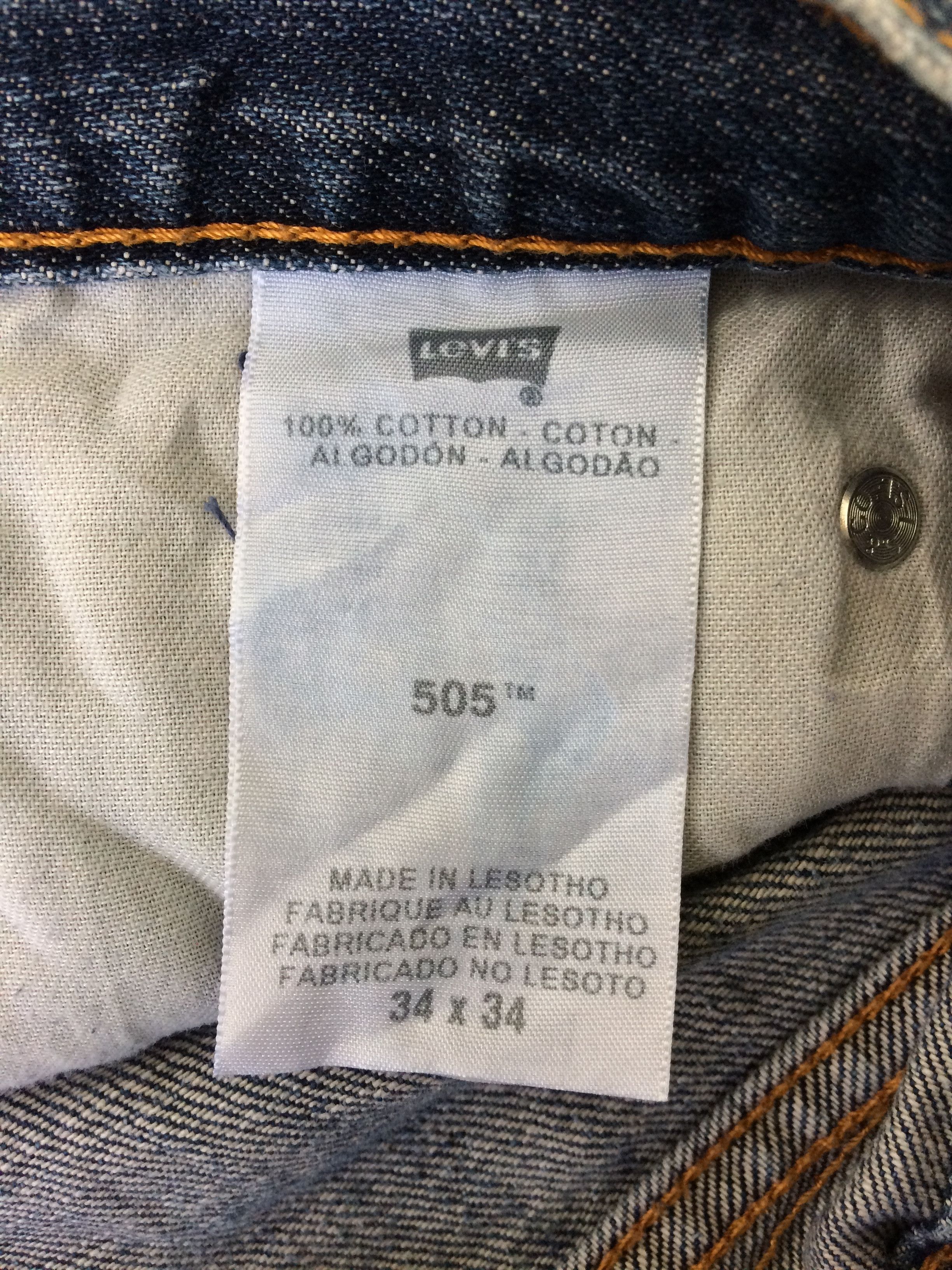 Levi's Vintage Distressed Levis 505 Jeans #B-258 Size US 35 - 10 Thumbnail