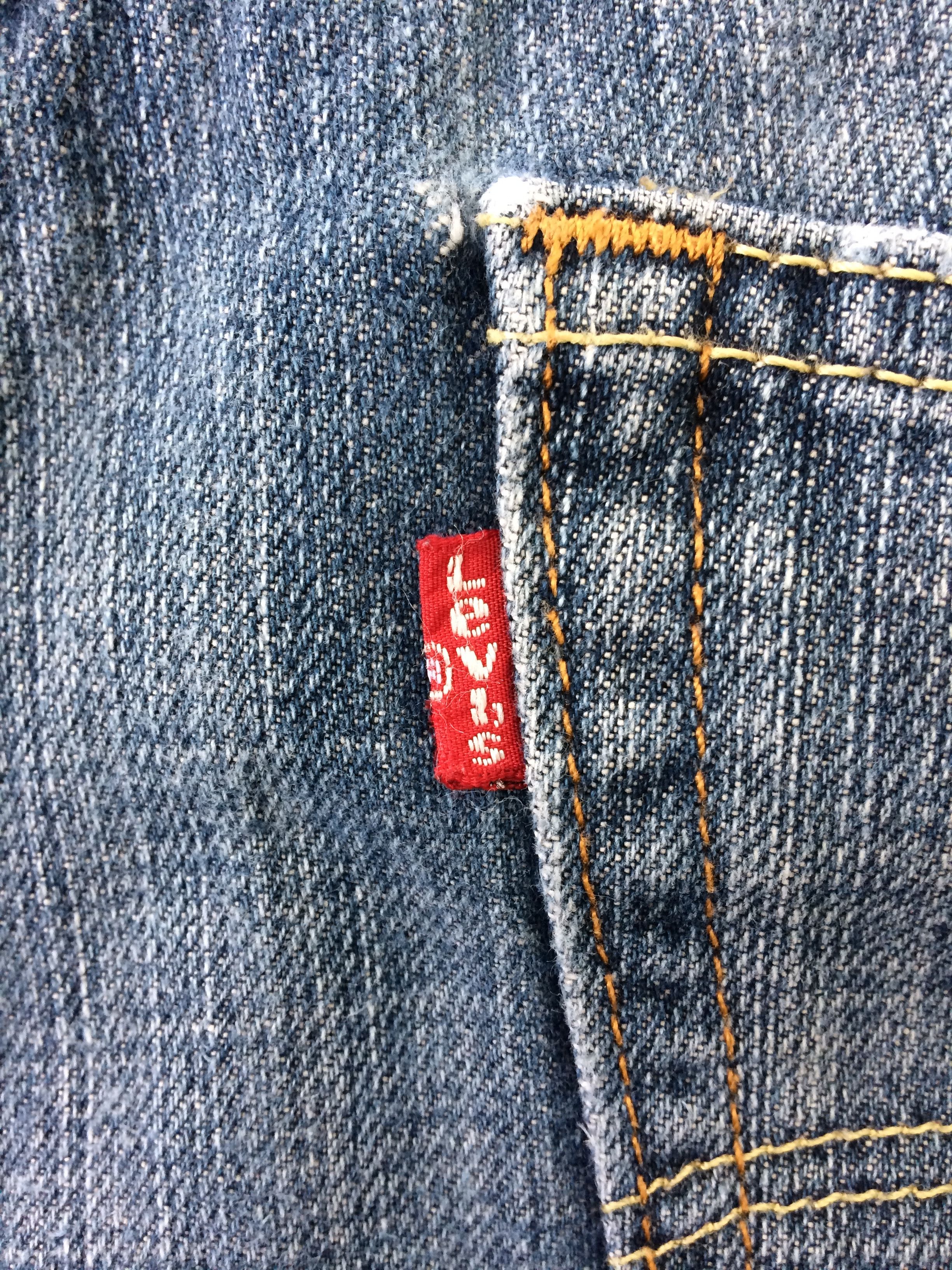Levi's Vintage Distressed Levis 505 Jeans #B-258 Size US 35 - 8 Thumbnail