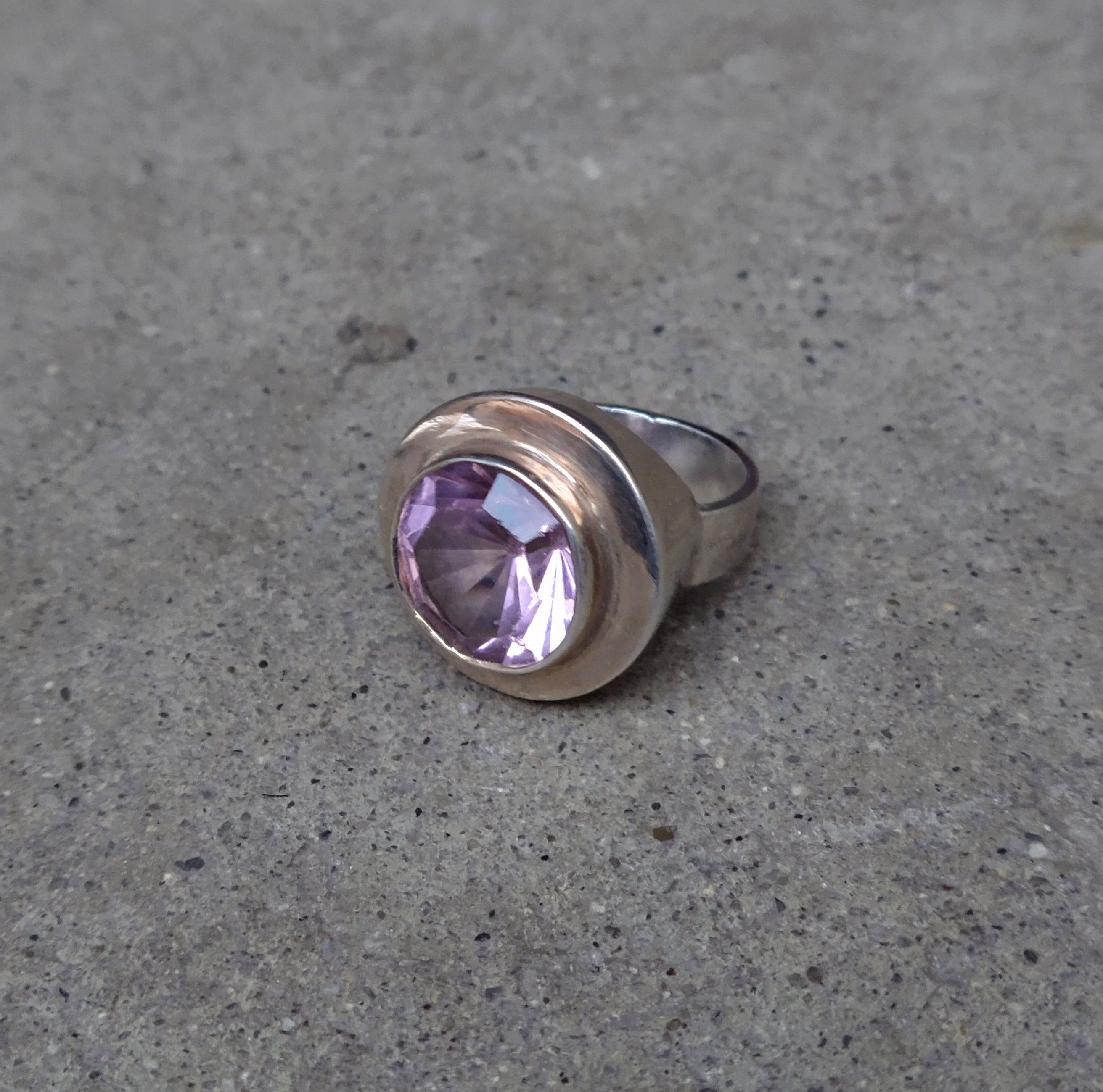 Avant Garde x Jewelry Sterling Silver Ring Size 8 Modern Purple Cz 10.2G in Silver/Purple, Men's