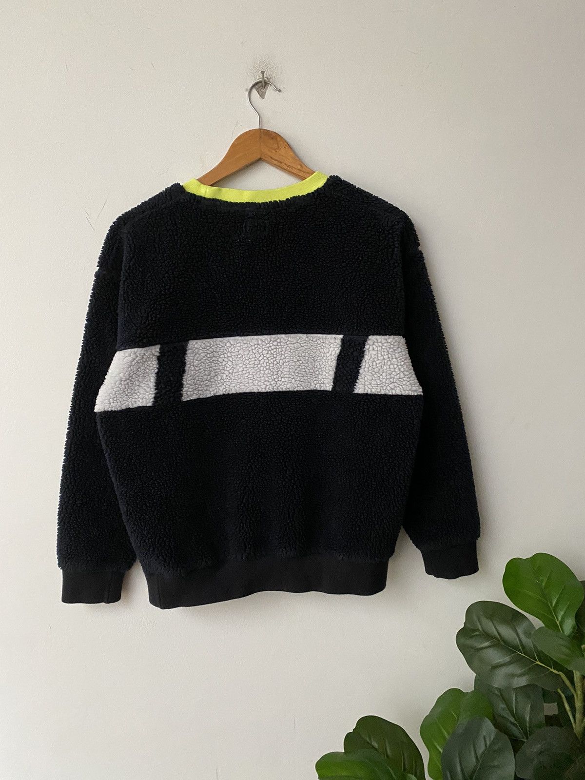 Helly Hansen Helly Hansen Sherpa Fleece Sweatshirt bigo nice design Size US L / EU 52-54 / 3 - 7 Thumbnail