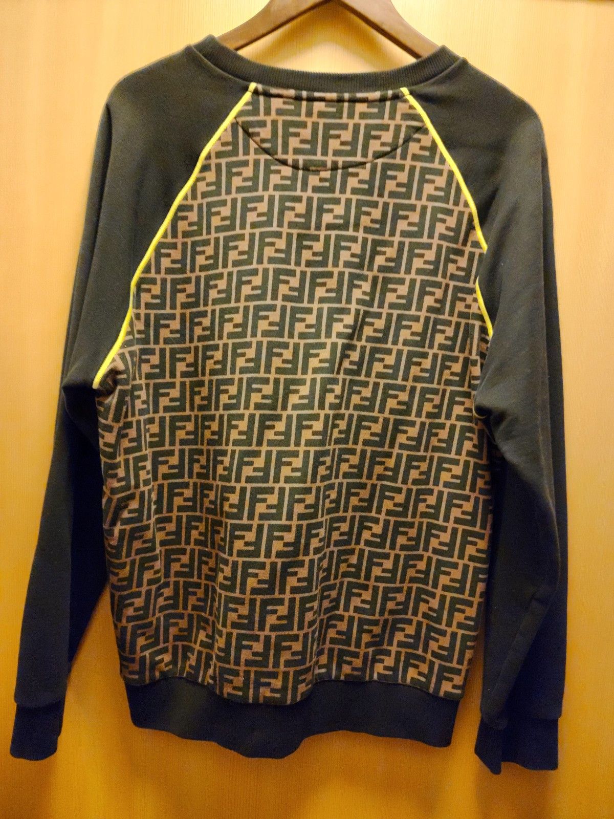 Fendi Fendi FF Sweatshirt XL Size US XL / EU 56 / 4 - 7 Thumbnail