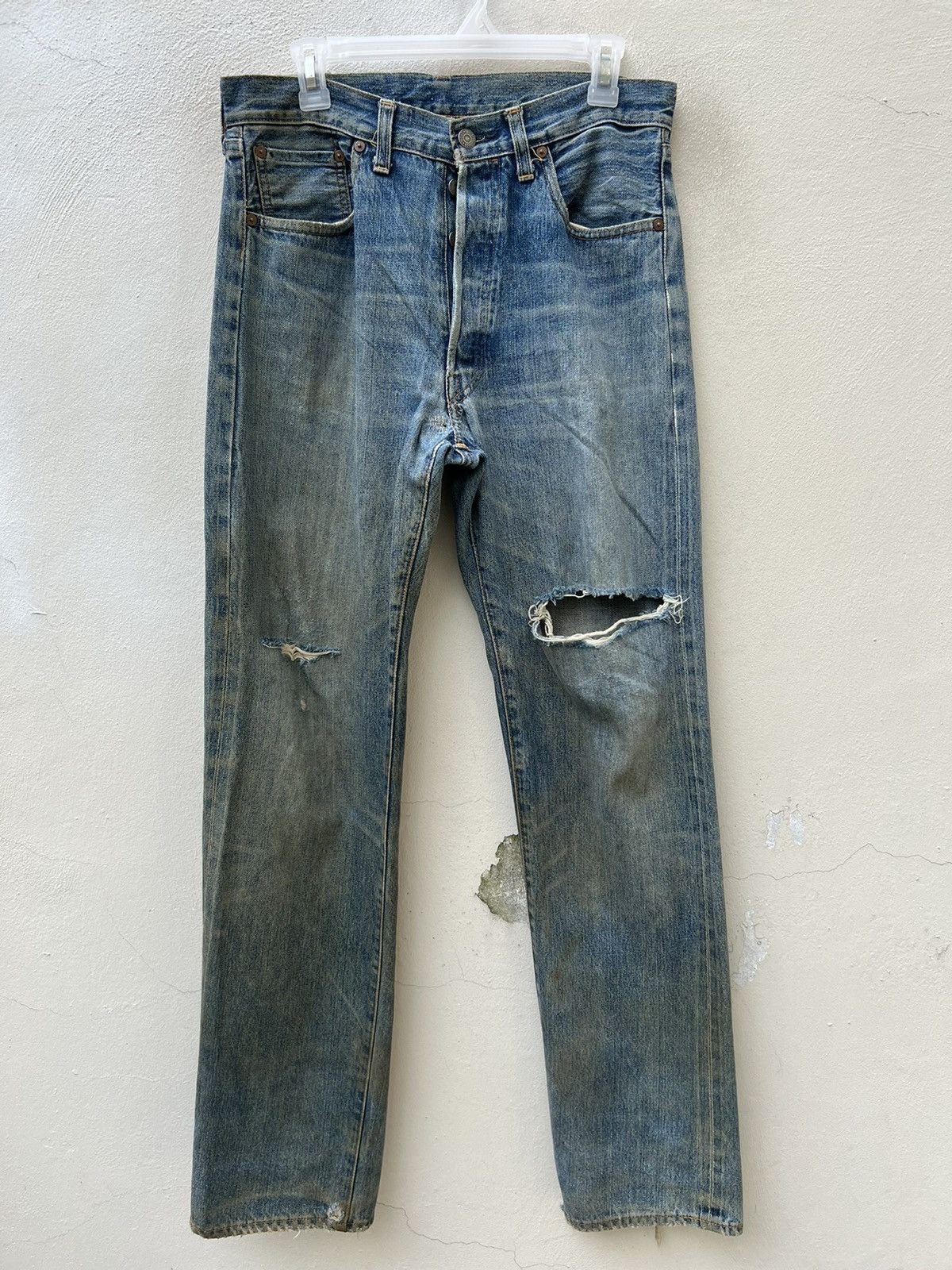 Levi's Vintage Clothing 1998 LVC Levi’s 501 XX Selvedge Denim Dirty Trashed Jeans Size US 32 / EU 48 - 6 Thumbnail