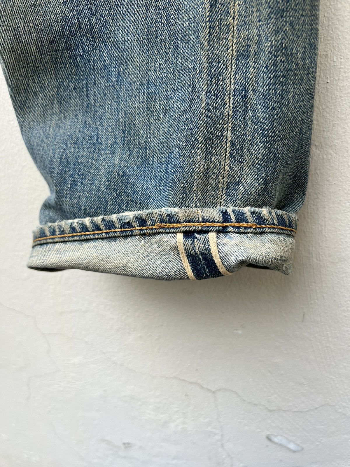 Levi's Vintage Clothing 1998 LVC Levi’s 501 XX Selvedge Denim Dirty Trashed Jeans Size US 32 / EU 48 - 14 Thumbnail