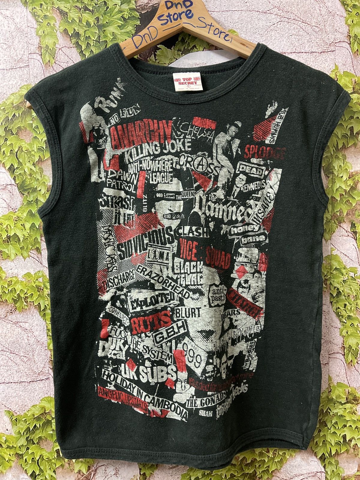 Band Tees VINTAGE PUNK ANARCHY FULL PRINT VERY RARE Size US L / EU 52-54 / 3 - 1 Thumbnail