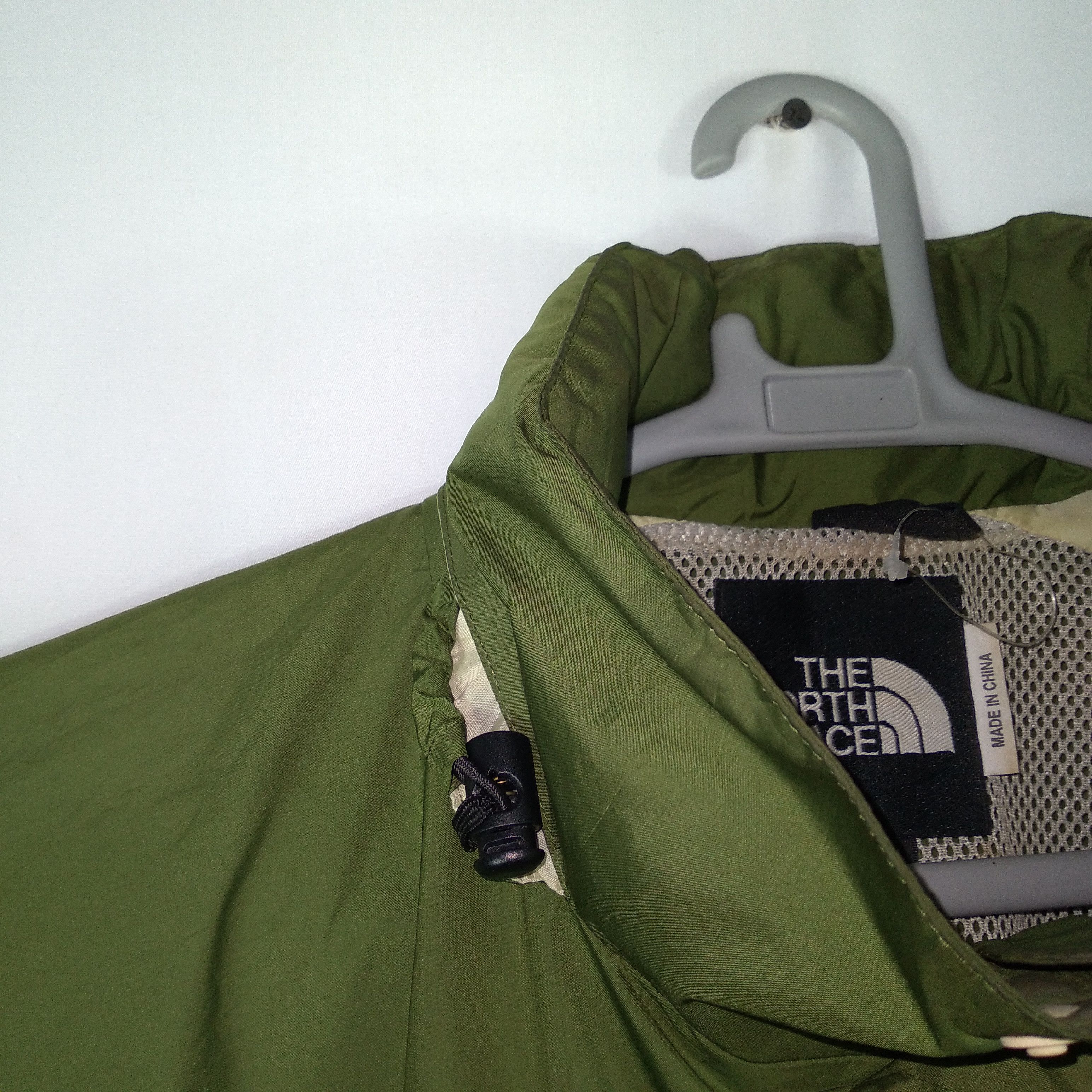 The North Face × Vintage The North Face Tapped Zipper Outdoor Hoodie Sweater Jacket Size US L / EU 52-54 / 3 - 3 Thumbnail