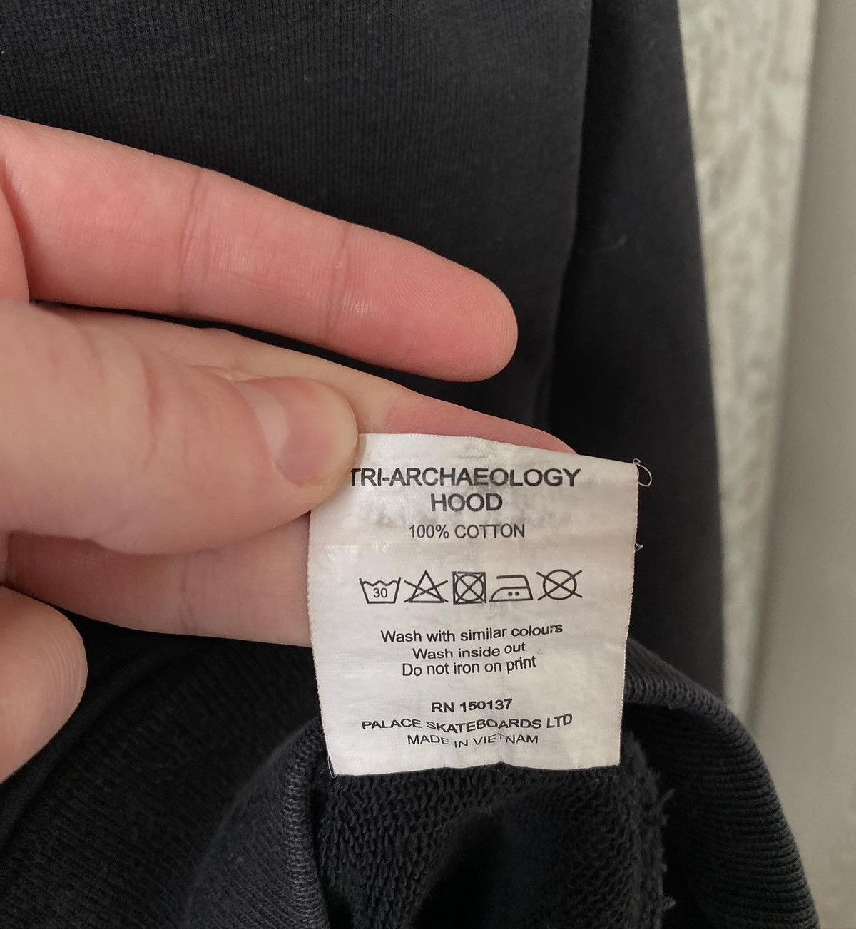 Palace Palace Tri archaeology Hood Back hoodie size M Size US M / EU 48-50 / 2 - 7 Thumbnail