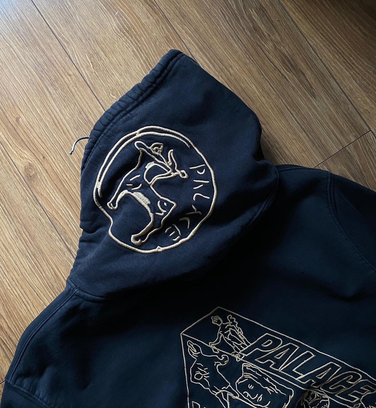 Palace Palace Tri archaeology Hood Back hoodie size M Size US M / EU 48-50 / 2 - 4 Thumbnail