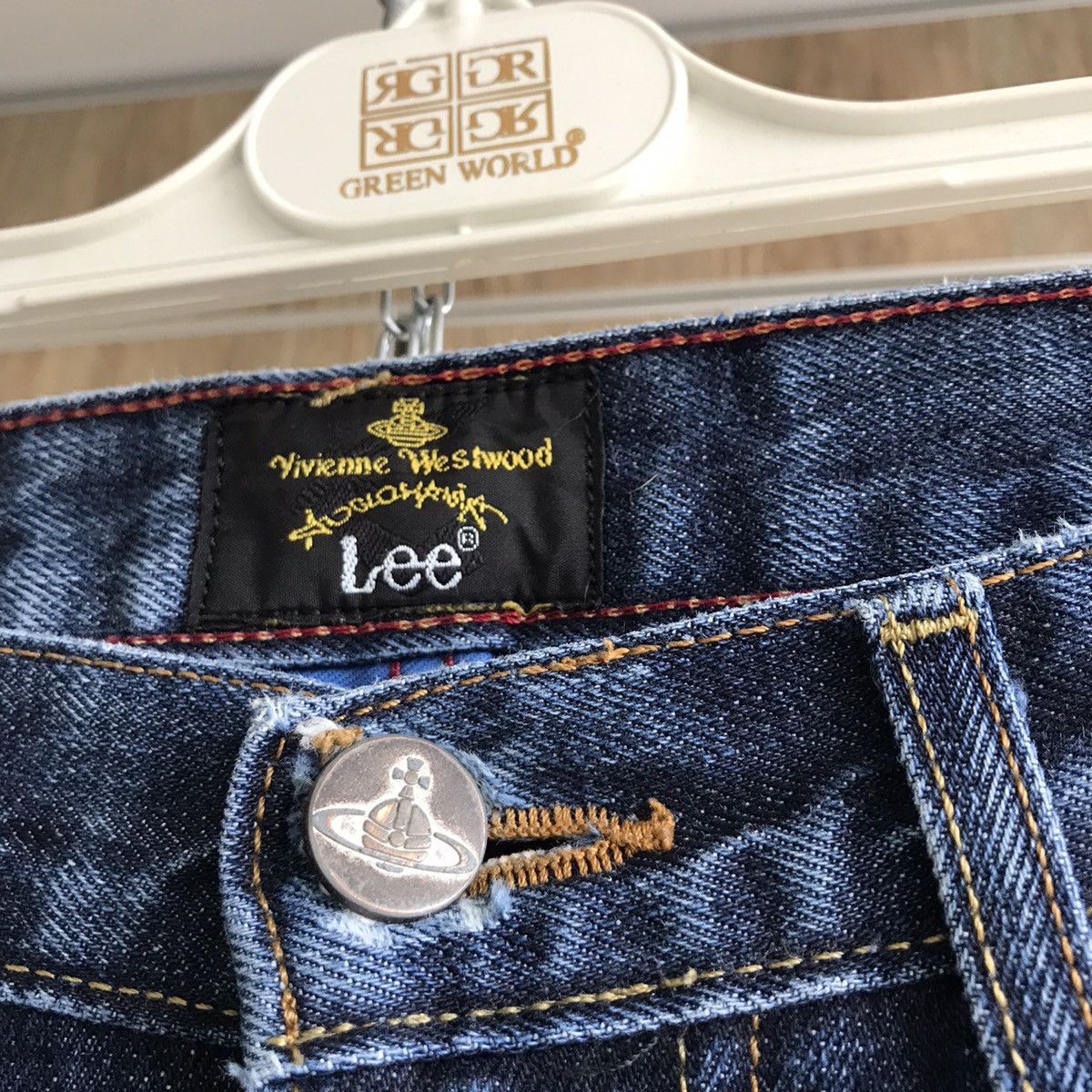 Lee × Vivienne Westwood Vivienne Westwood x Lee mens jeans size 30/32 rarity Size US 30 / EU 46 - 5 Thumbnail
