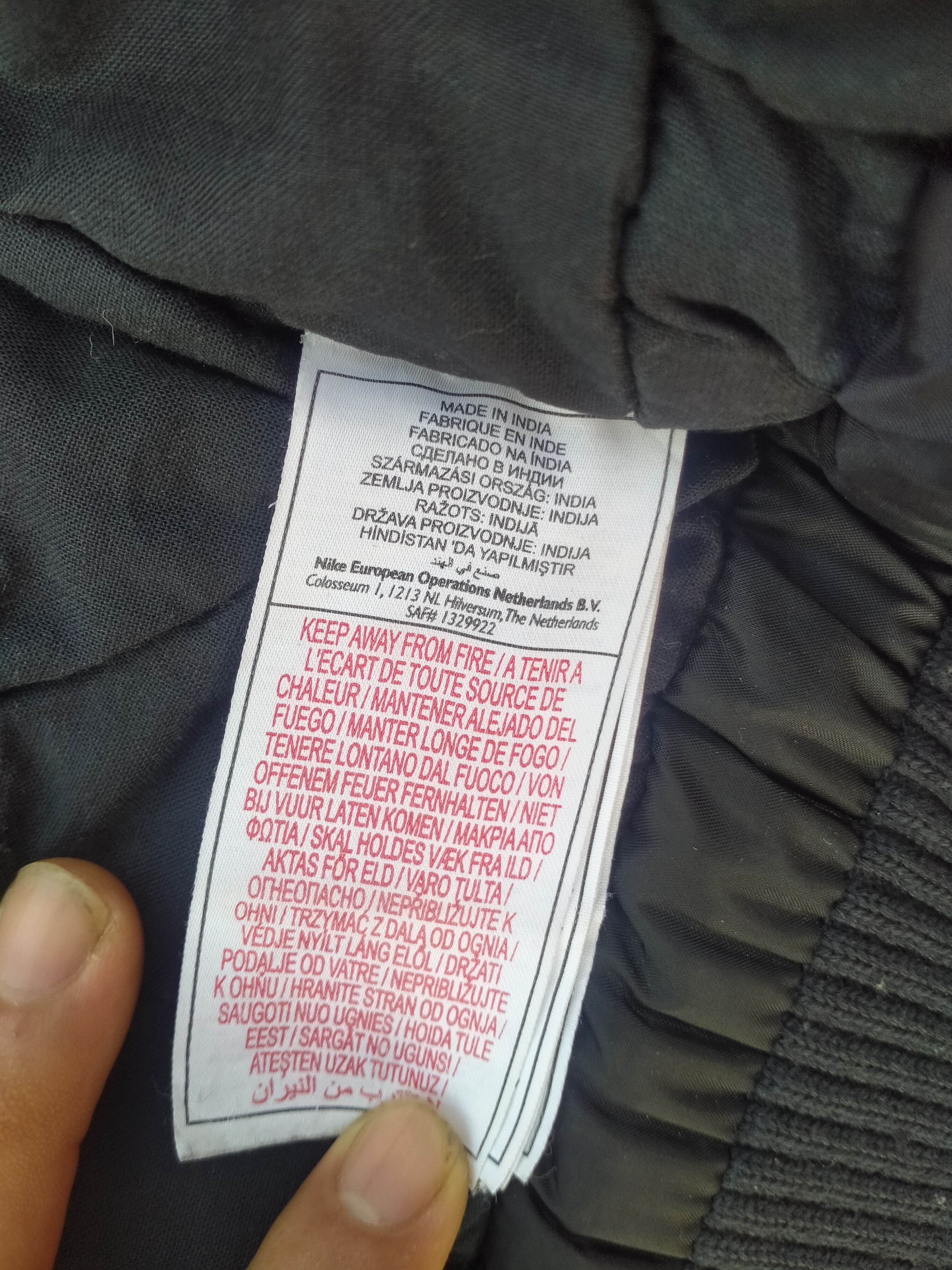 Nike NIKE SMALL SWOOSH SUN FADED BOMBER JACKET Size US S / EU 44-46 / 1 - 6 Thumbnail