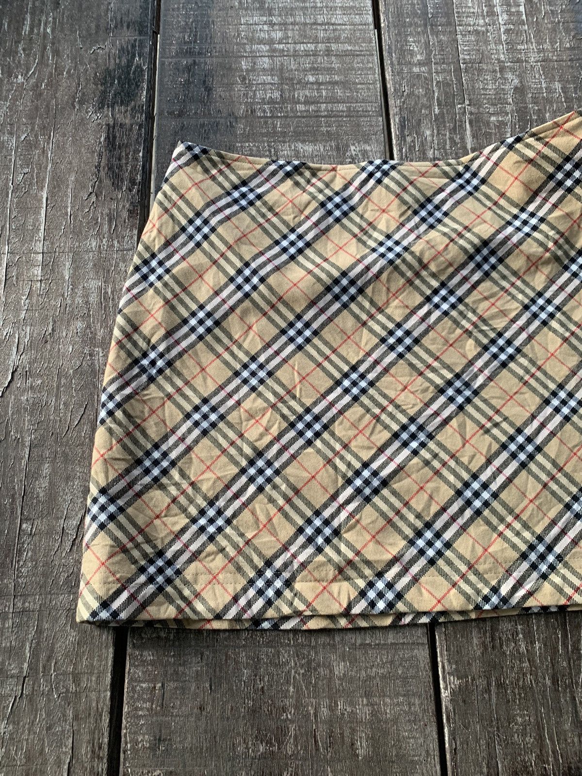 Burberry Burberry nova check mini skirt Size 28" / US 6 / IT 42 - 2 Thumbnail