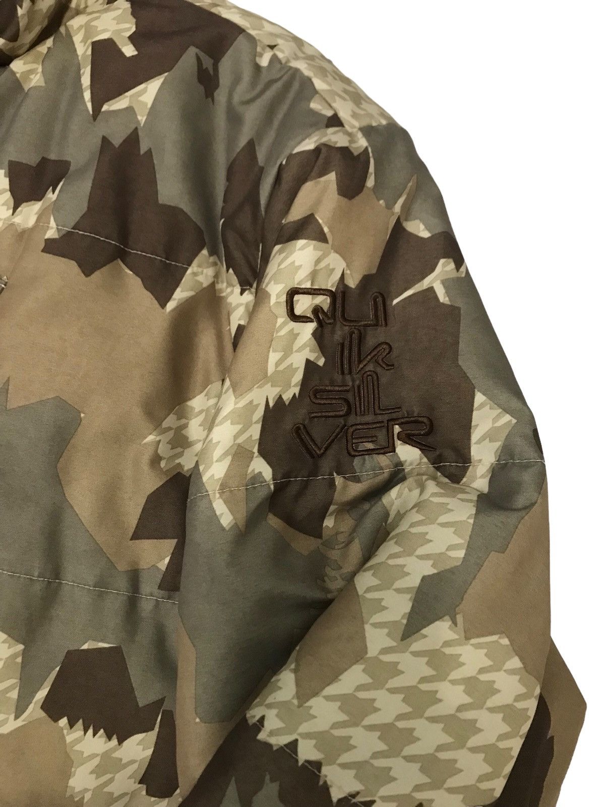 Quiksilver Quicksilver Riversible Camo Bombers Puffer Streetwear Jacket Size US M / EU 48-50 / 2 - 4 Thumbnail