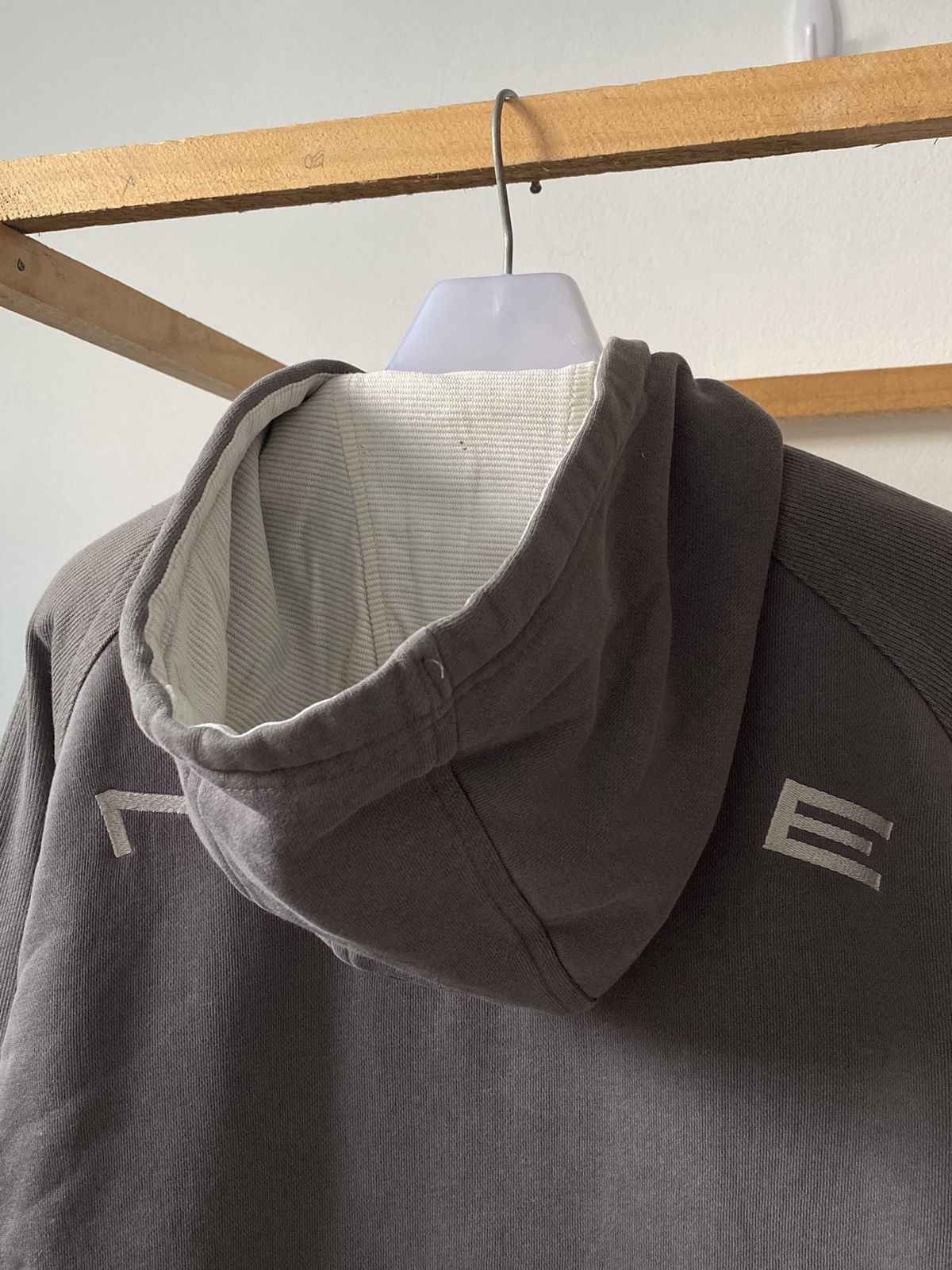 Vintage 90’s Nike Spell Out Zip-Up Hoodie