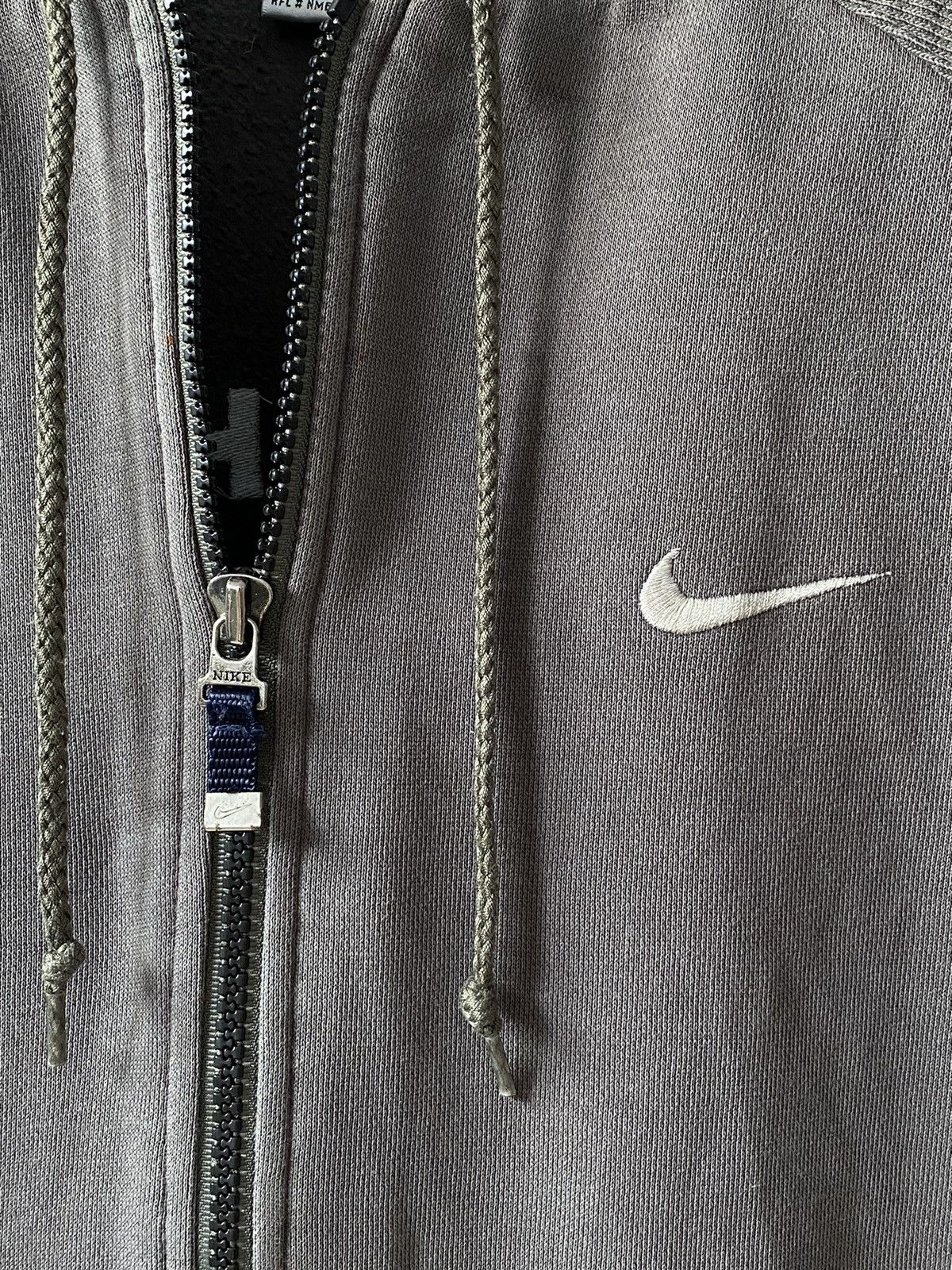 Vintage 90’s Nike Spell Out Zip-Up Hoodie