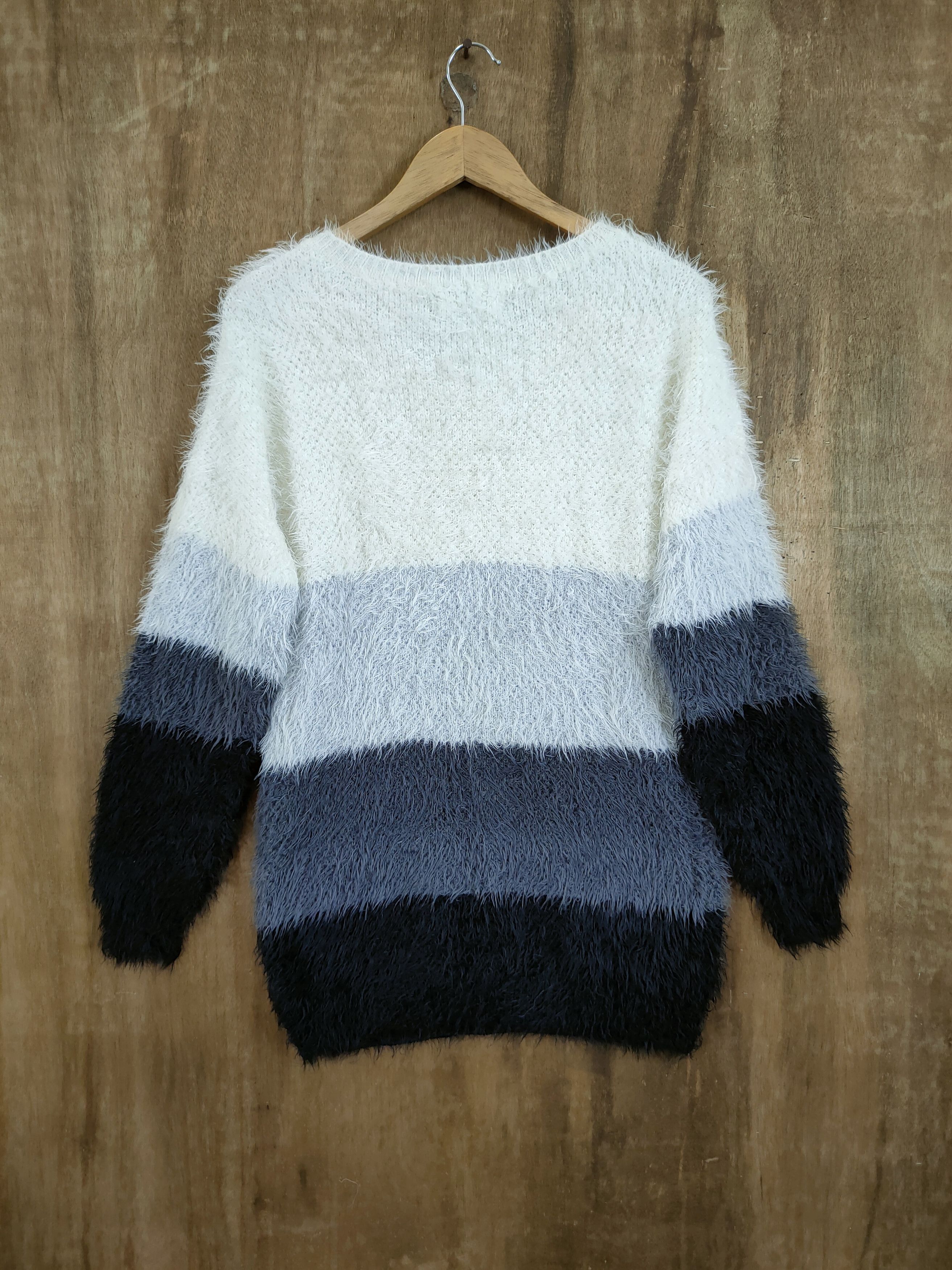 Vintage D Cecil Mc Bee mohair shag shaggy fur knitwear #46-1007 Size US M / EU 48-50 / 2 - 10 Thumbnail