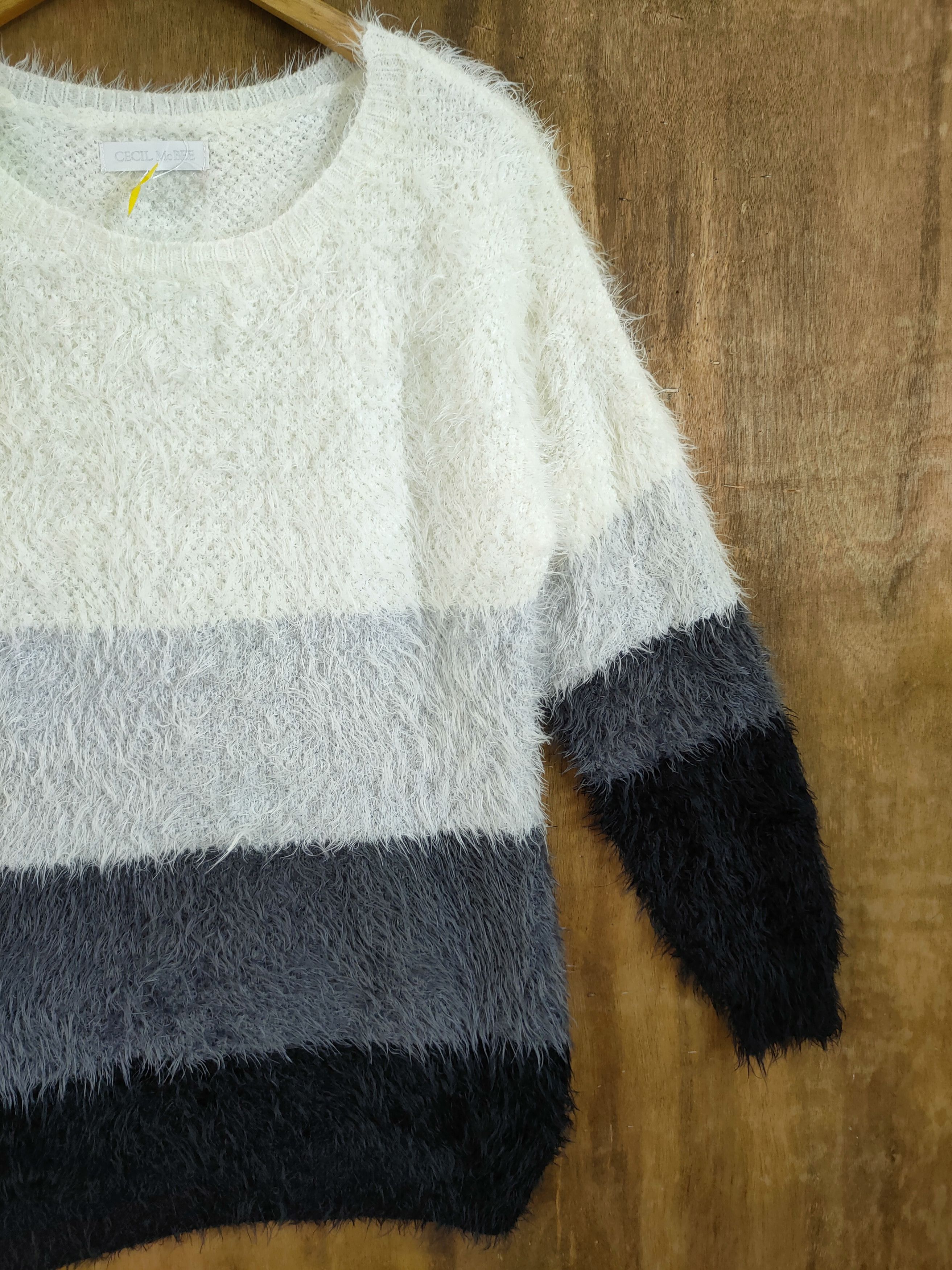 Vintage D Cecil Mc Bee mohair shag shaggy fur knitwear #46-1007 Size US M / EU 48-50 / 2 - 3 Thumbnail