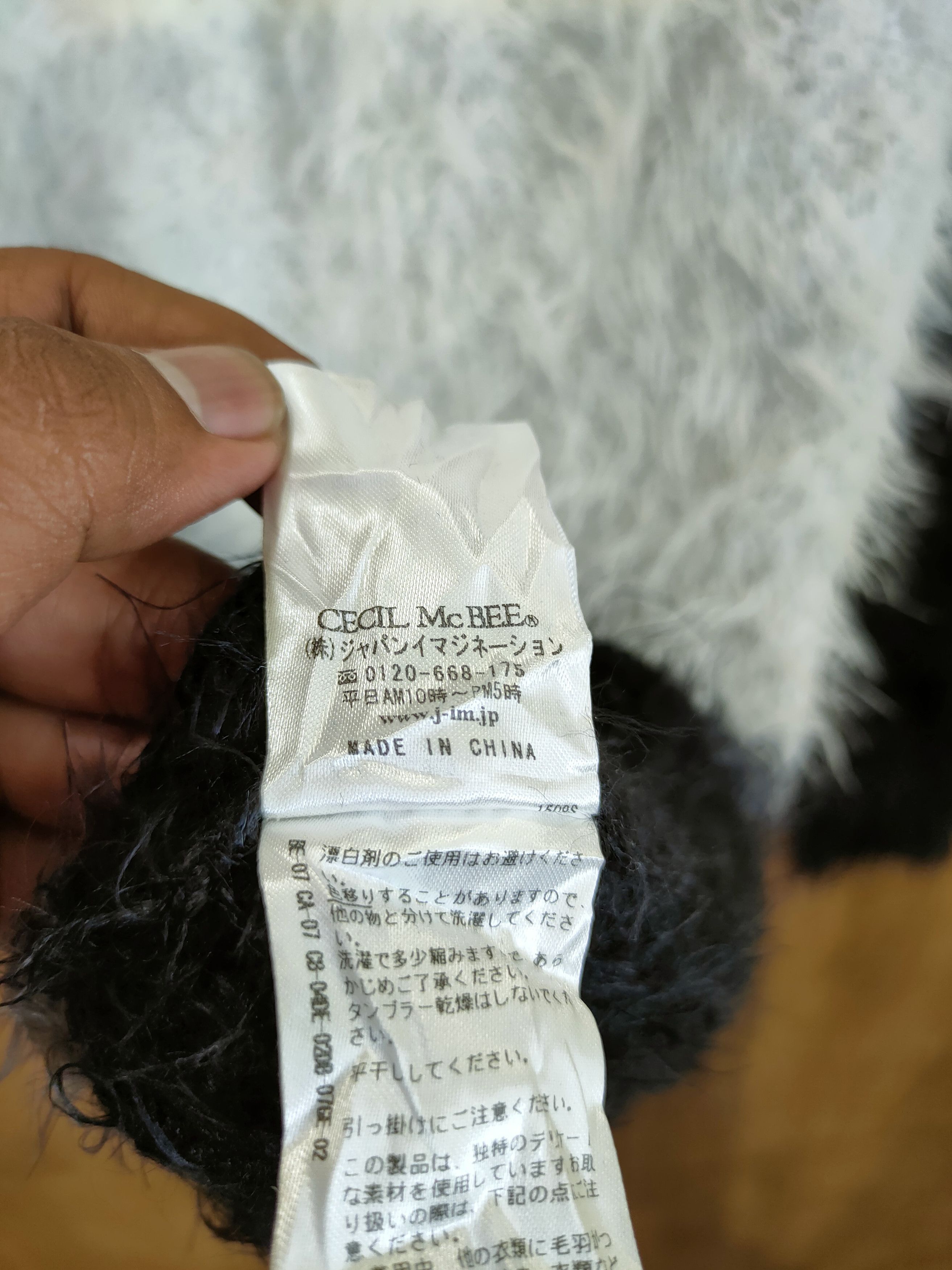 Vintage D Cecil Mc Bee mohair shag shaggy fur knitwear #46-1007 Size US M / EU 48-50 / 2 - 9 Thumbnail