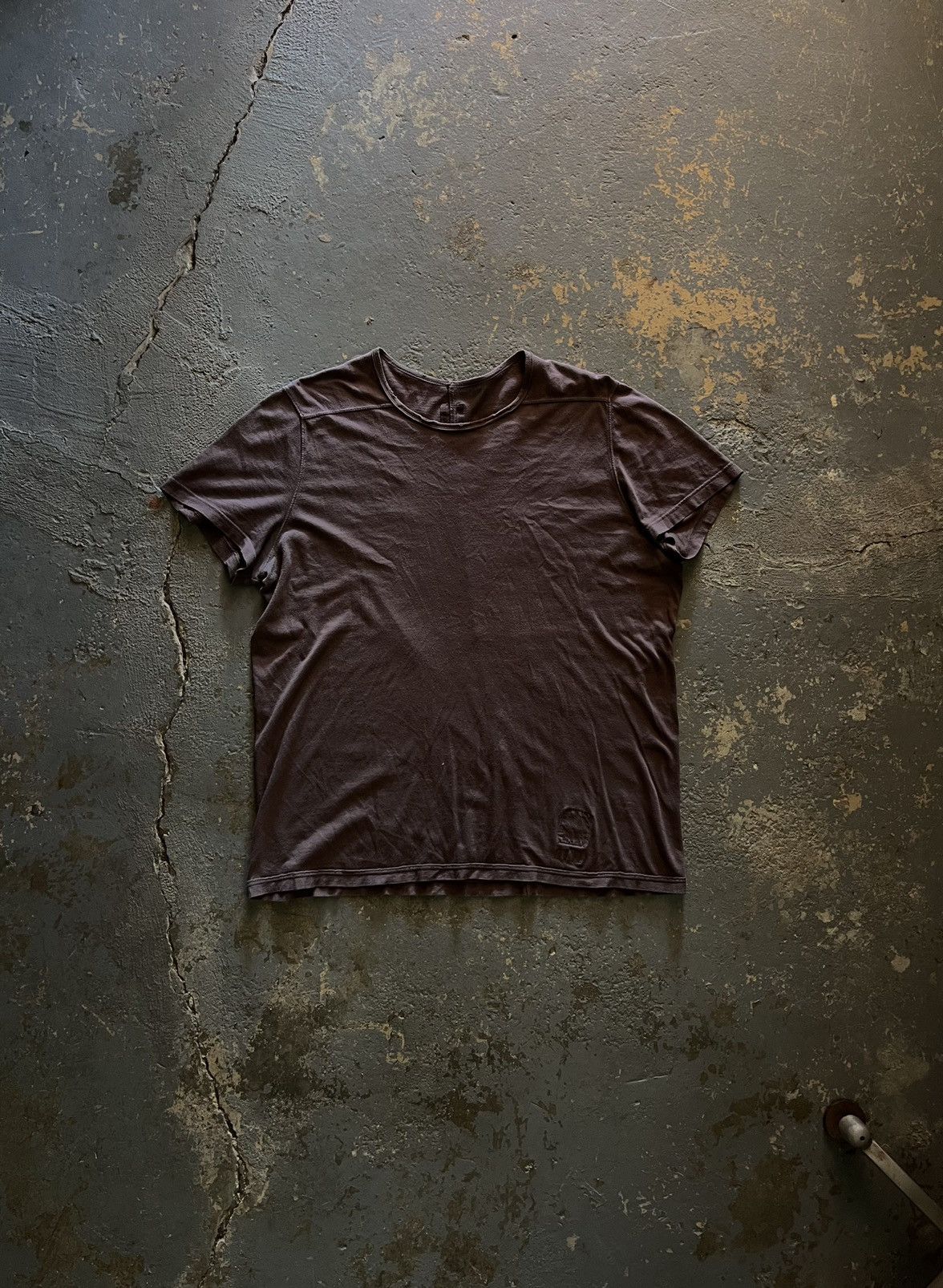 image of Rick Owens x Rick Owens Drkshdw Fw15 “Sphinx” Blank Tee in Raisins Brown, Men's (Size Large)