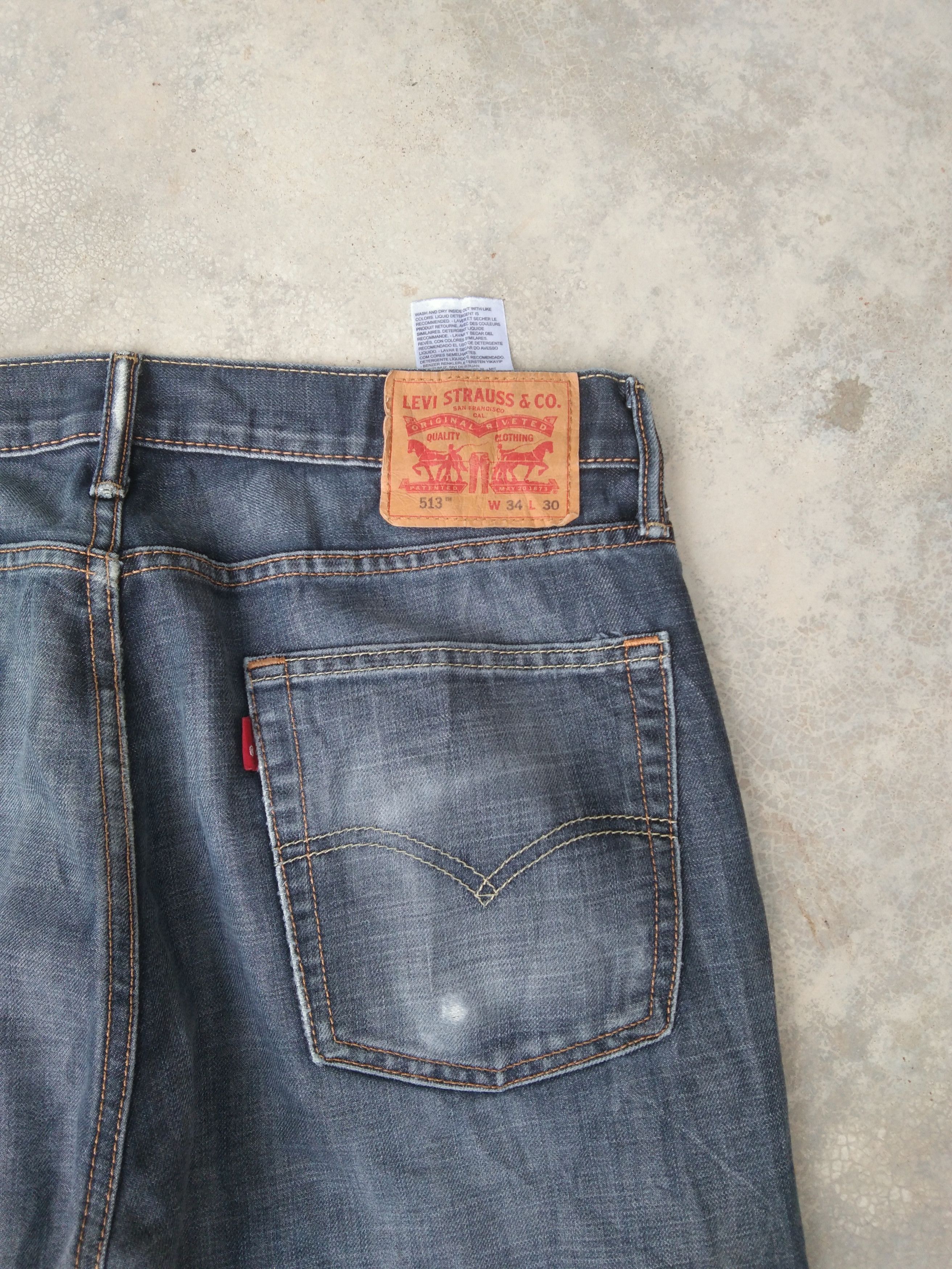 Levi's Vintage Levi's Jeans 513 Faded Blue Distressed Denim 34x29 Size US 34 / EU 50 - 4 Thumbnail
