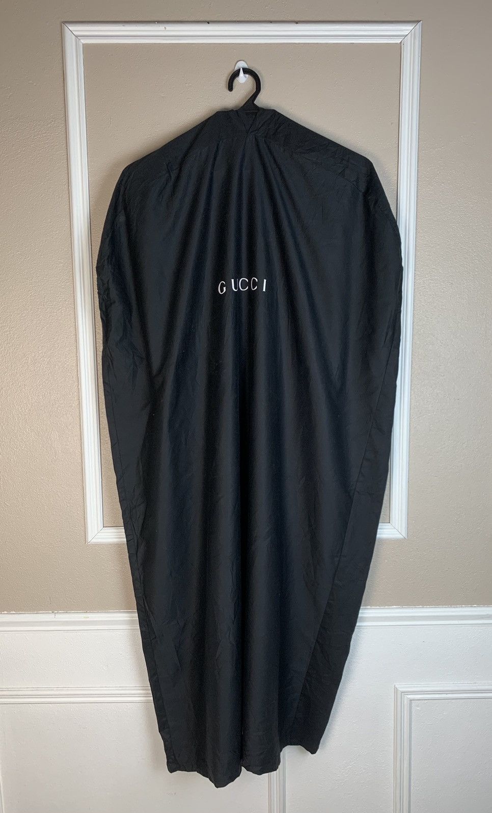 Gucci Authentic Gucci Garment Clothing Bag Coat Dress Jacket Size ONE SIZE - 1 Thumbnail