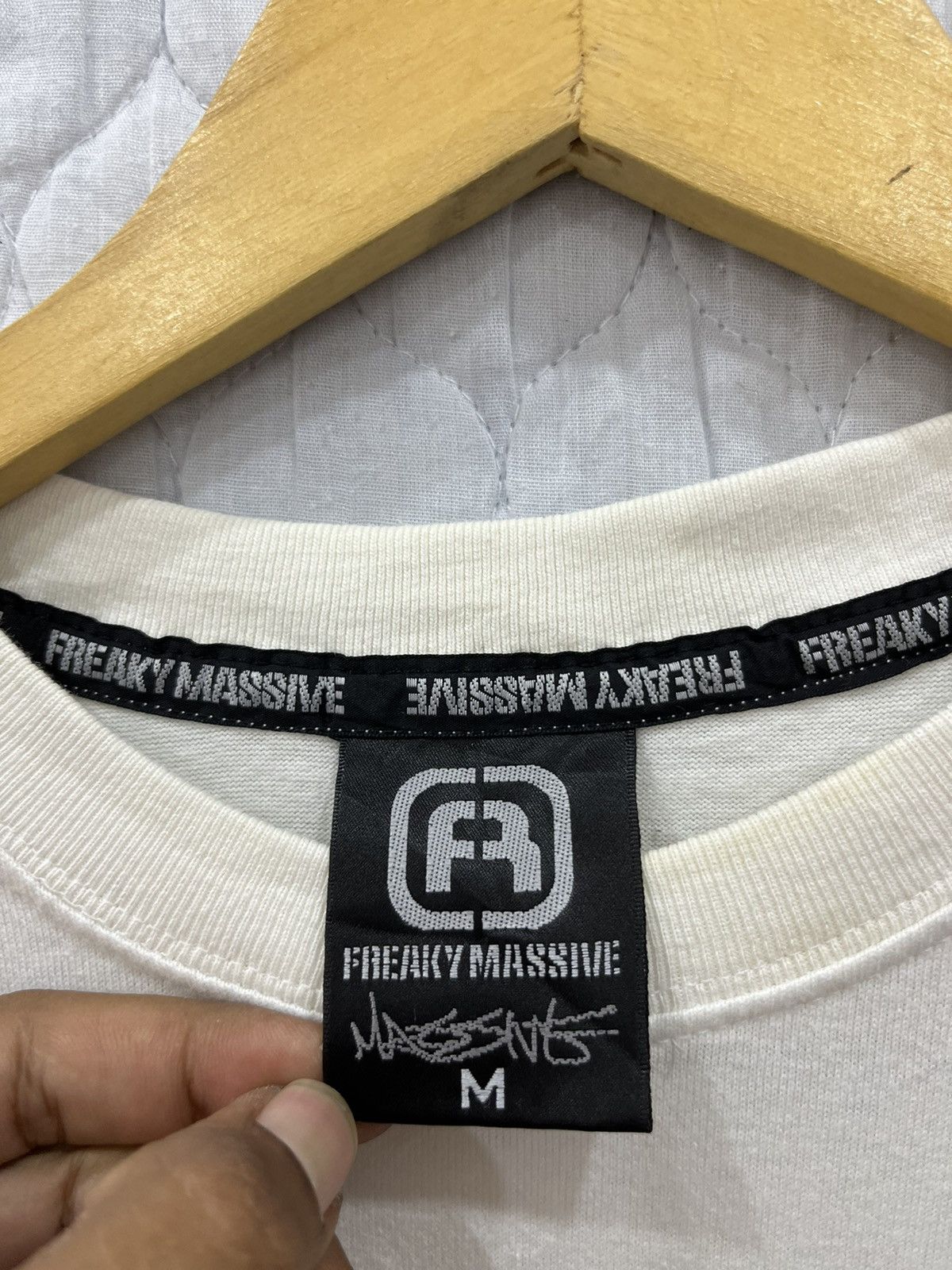 American Apparel P. FREAKY MASSIVE LONG SLEEVE T SHIRT Size US M / EU 48-50 / 2 - 6 Thumbnail