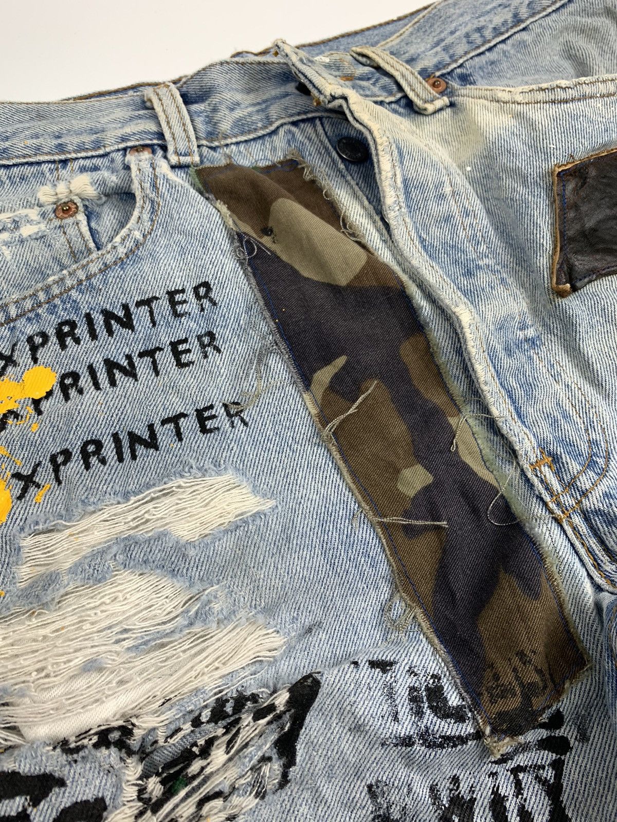 Levi's × Vintage Vintage 90s Levis 501 Distressed & Statement Denim Jeans Size US 30 / EU 46 - 9 Thumbnail