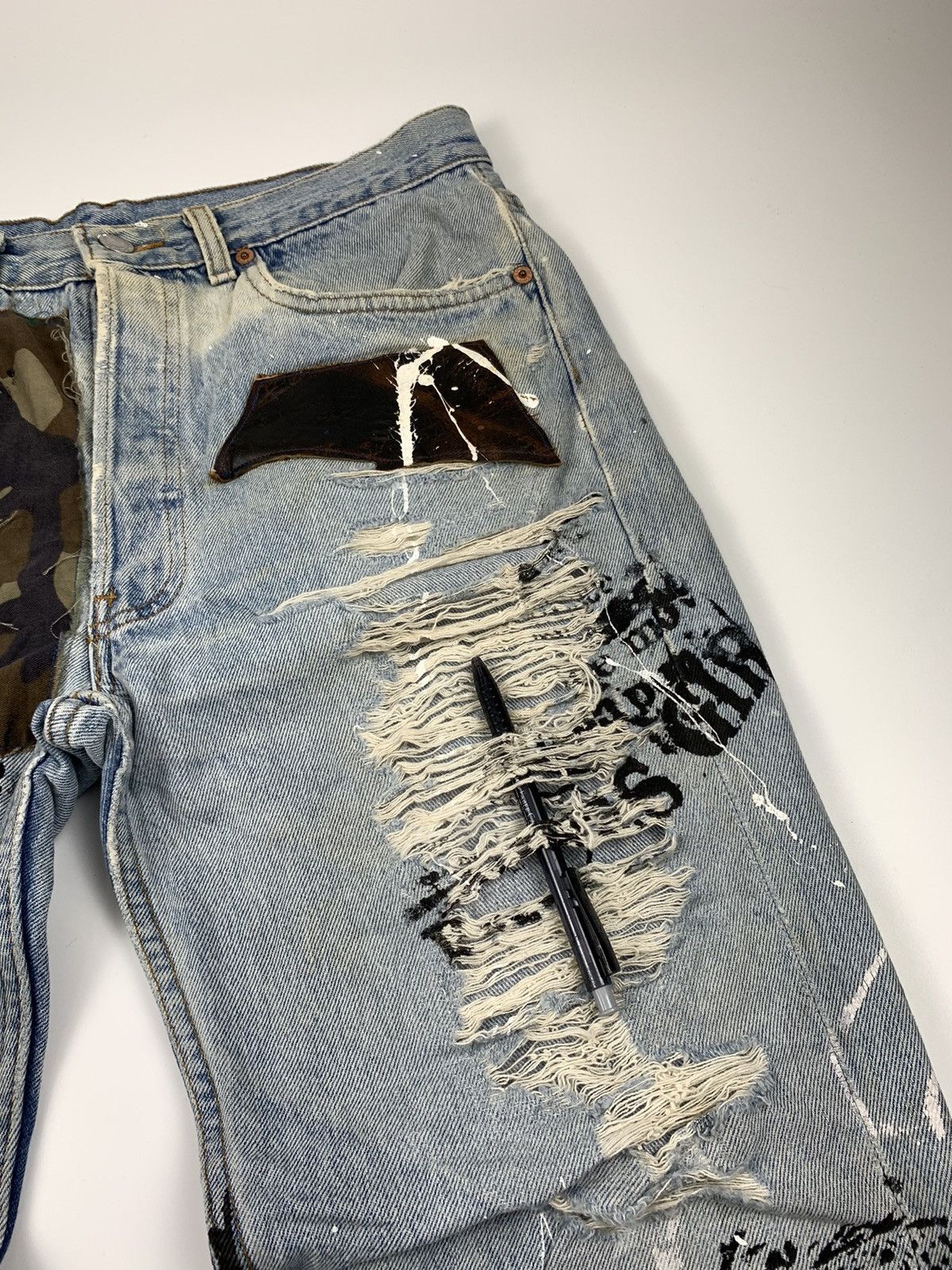 Levi's × Vintage Vintage 90s Levis 501 Distressed & Statement Denim Jeans Size US 30 / EU 46 - 6 Thumbnail