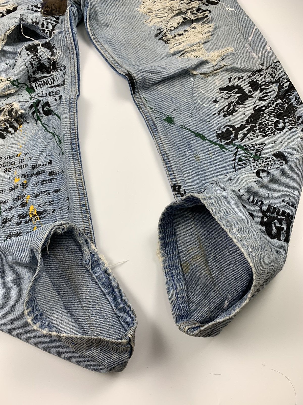 Levi's × Vintage Vintage 90s Levis 501 Distressed & Statement Denim Jeans Size US 30 / EU 46 - 7 Thumbnail
