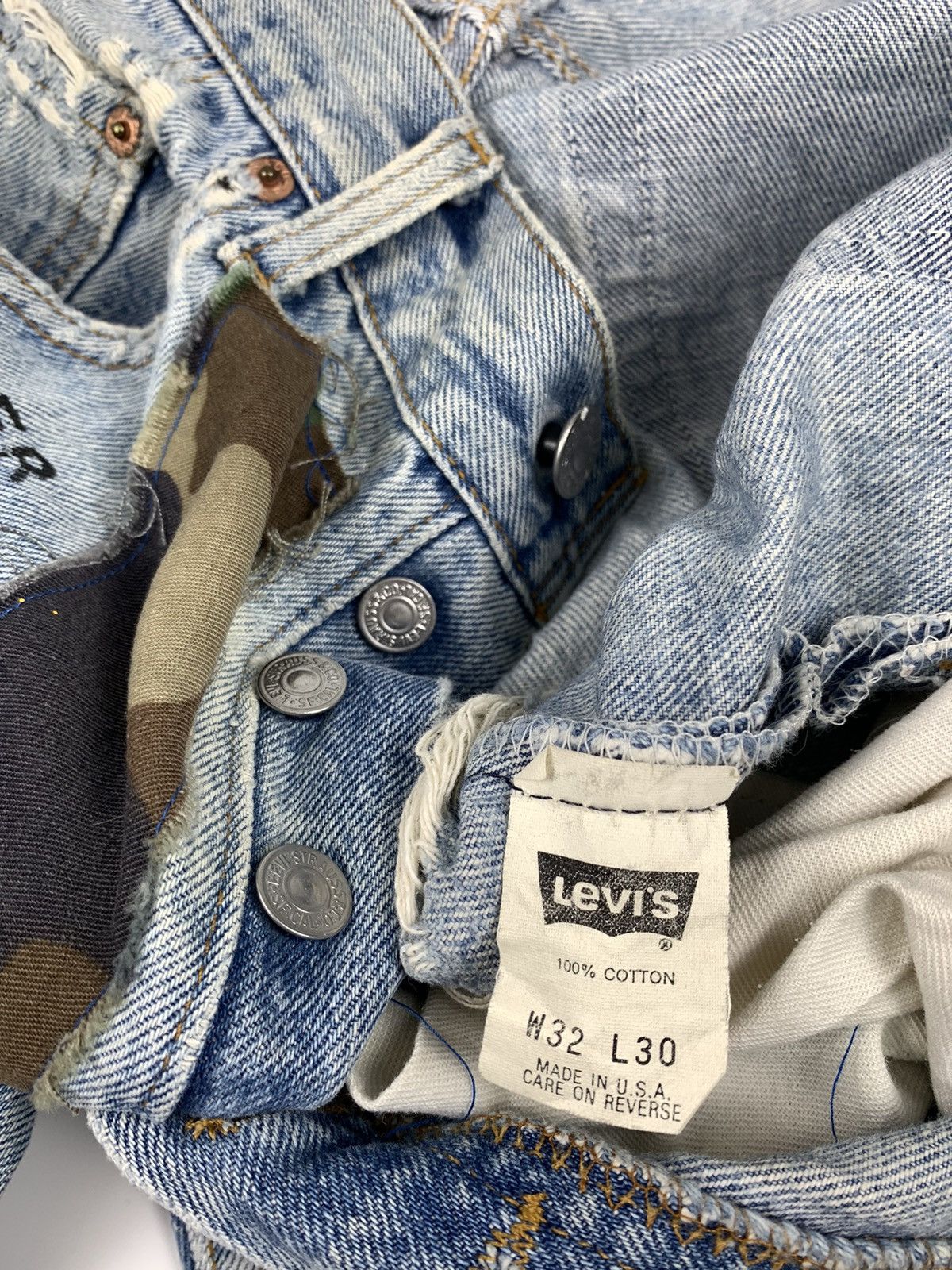 Levi's × Vintage Vintage 90s Levis 501 Distressed & Statement Denim Jeans Size US 30 / EU 46 - 13 Thumbnail