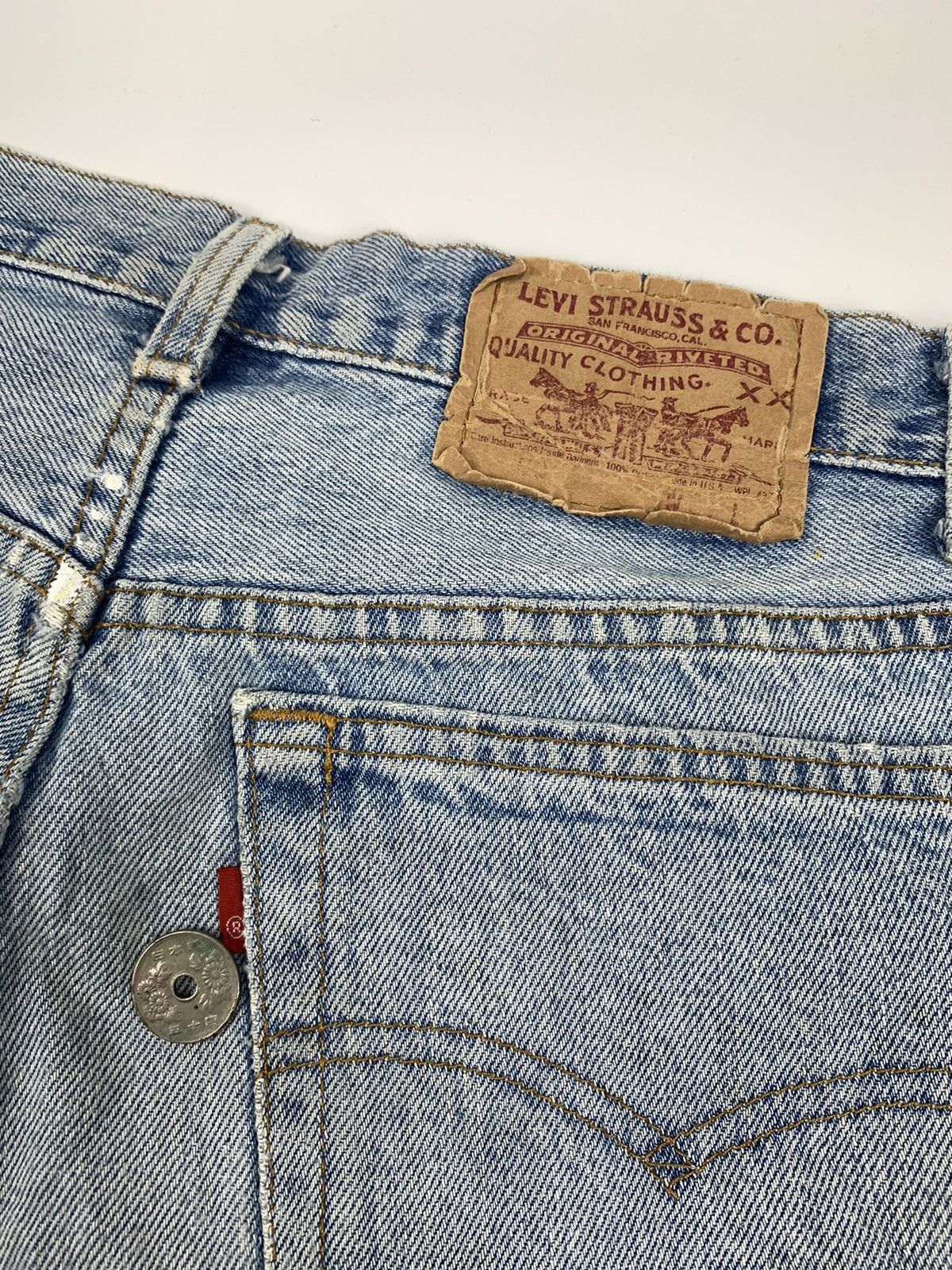 Levi's × Vintage Vintage 90s Levis 501 Distressed & Statement Denim Jeans Size US 30 / EU 46 - 19 Thumbnail