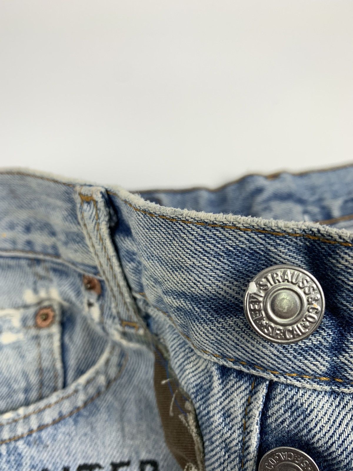Levi's × Vintage Vintage 90s Levis 501 Distressed & Statement Denim Jeans Size US 30 / EU 46 - 11 Thumbnail