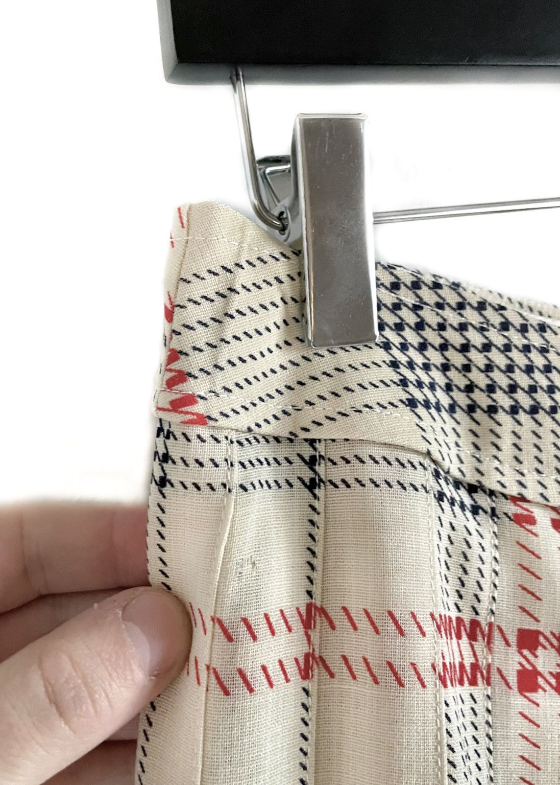 Celine Céline Vintage Ivory Silk Pleated Checkered Skirt Size 30" / US 8 / IT 44 - 6 Thumbnail