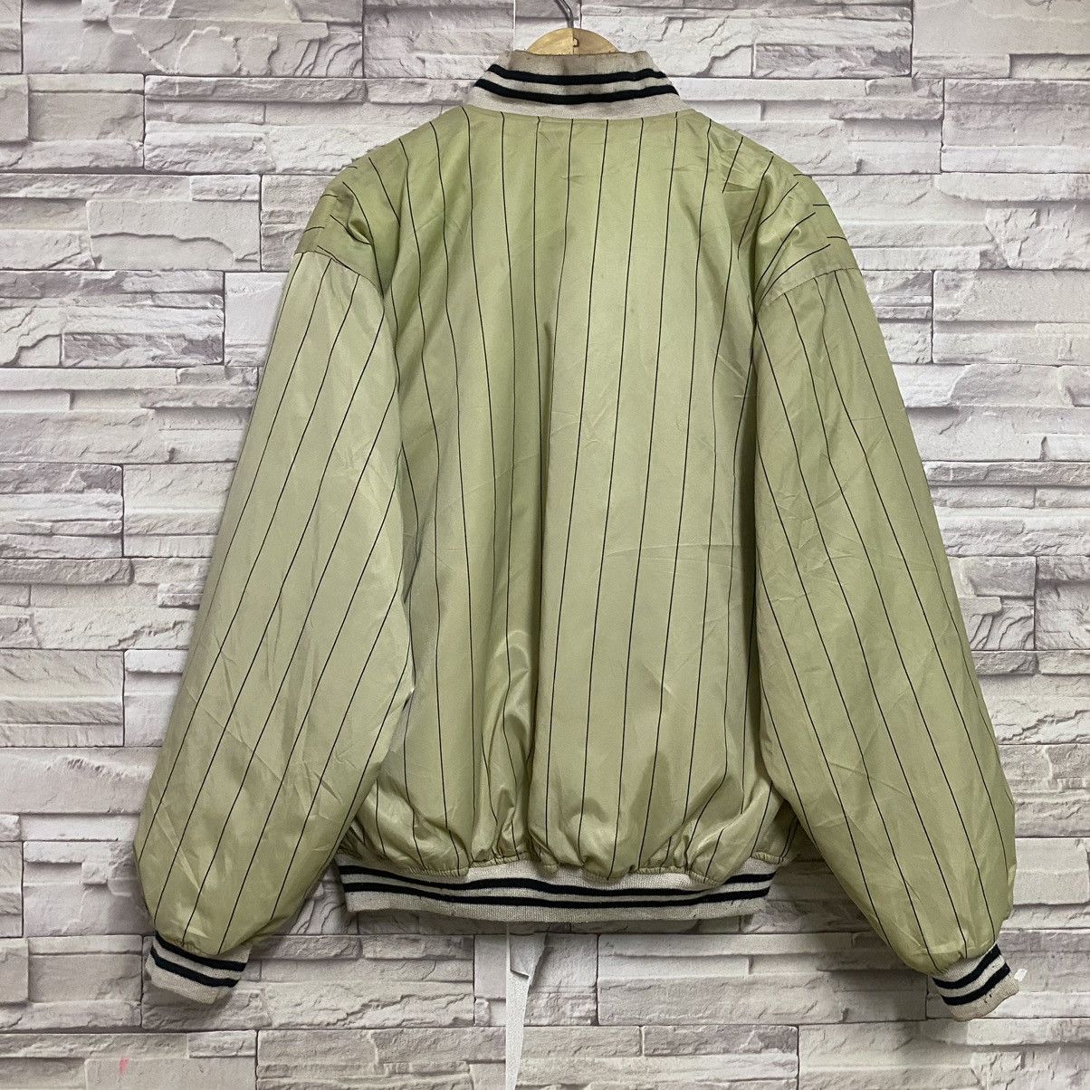Vintage Vintage MALT'S BEER Bomber Jacket Reversible Size US L / EU 52-54 / 3 - 19 Thumbnail