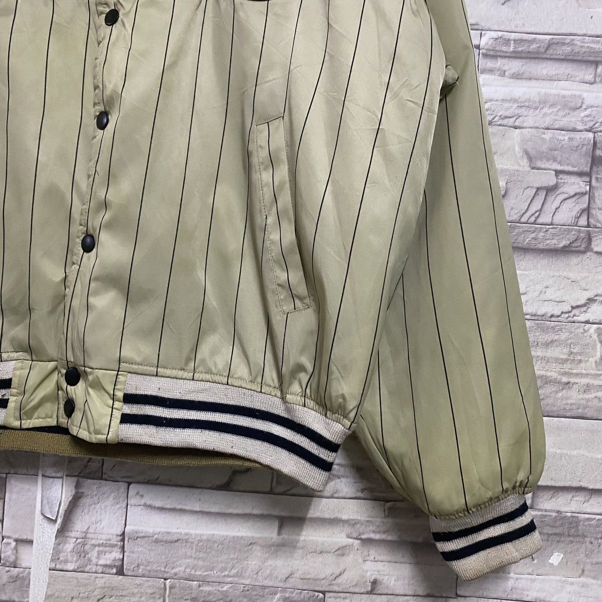 Vintage Vintage MALT'S BEER Bomber Jacket Reversible Size US L / EU 52-54 / 3 - 17 Thumbnail