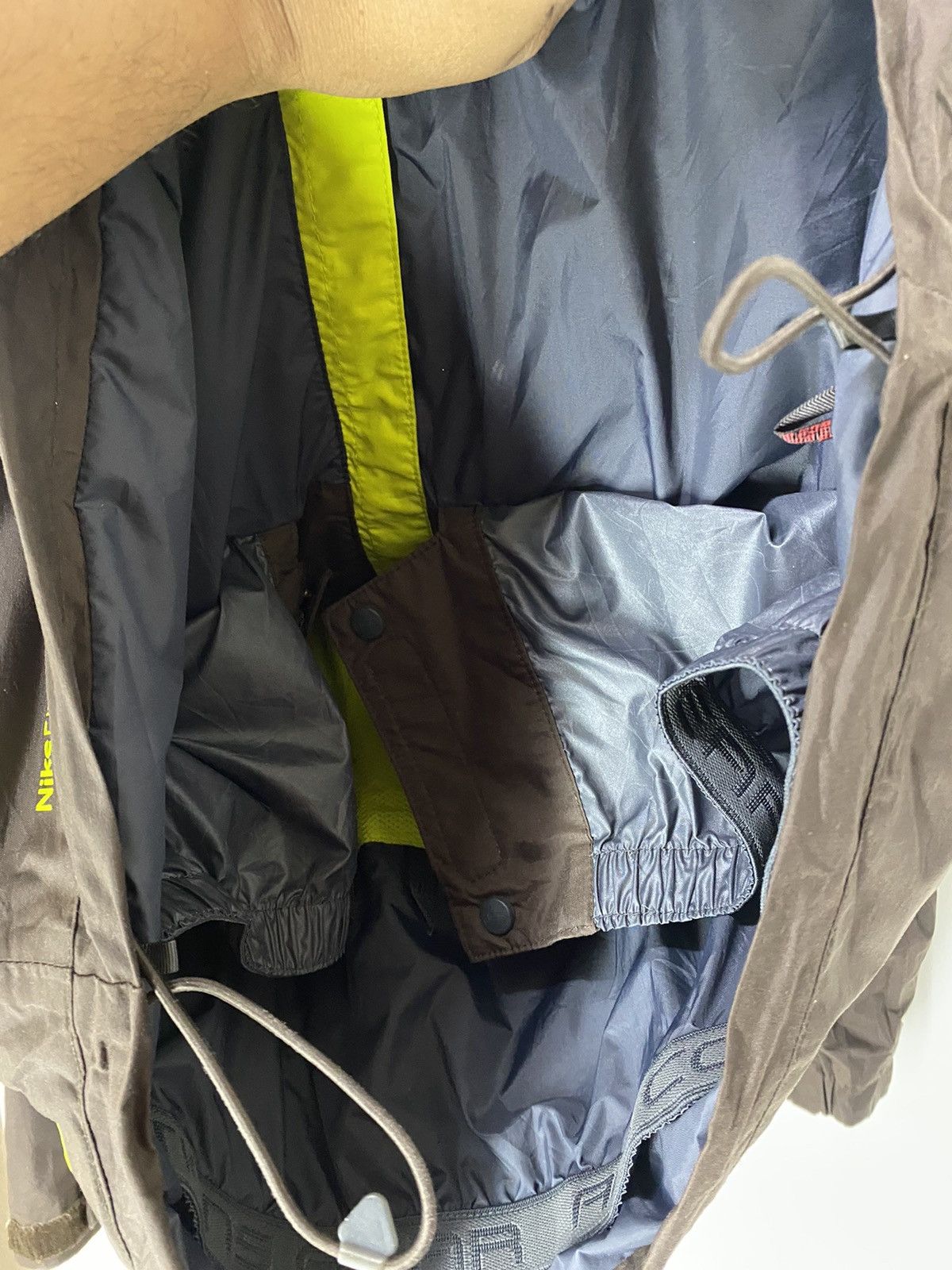 Nike Nike ACG Windbreaker Jacket multicoloured Jacket Design Size US L / EU 52-54 / 3 - 9 Thumbnail