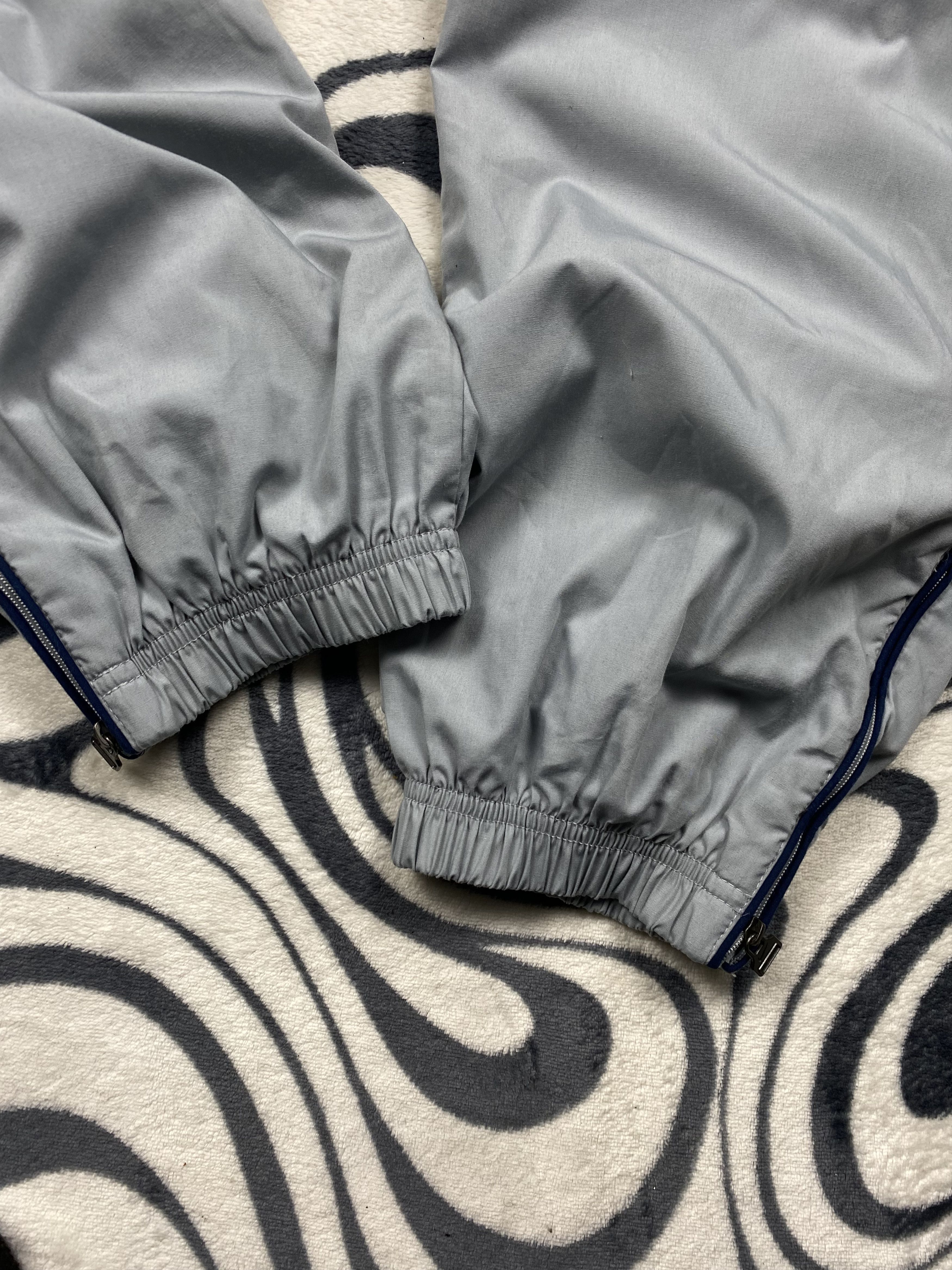 Nike Vintage Nike Mens Nylon Pants Y2K Size US 34 / EU 50 - 4 Thumbnail