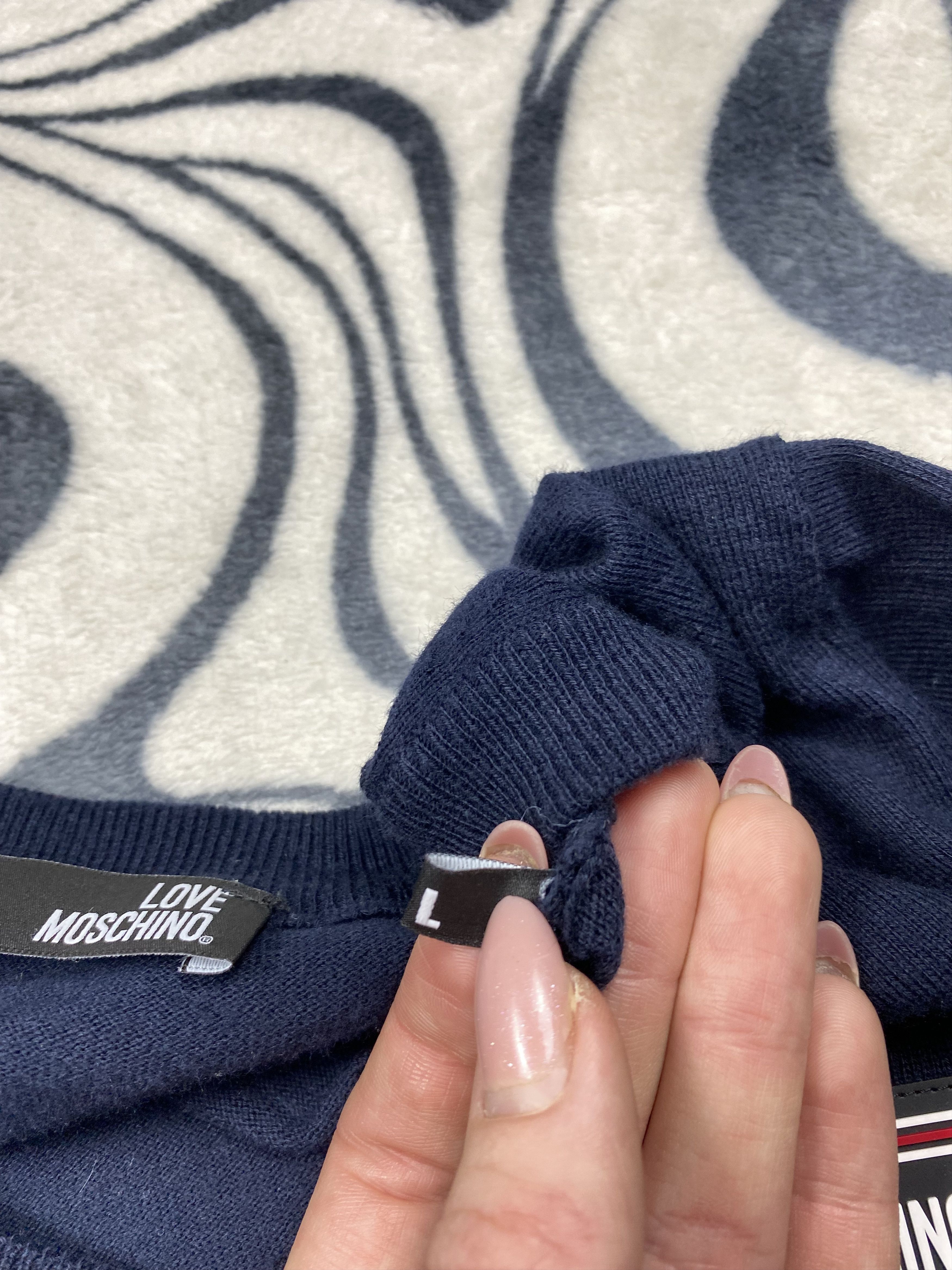 Moschino × Vintage Love Moschino Mens V-Neck Sweater Size US L / EU 52-54 / 3 - 6 Thumbnail