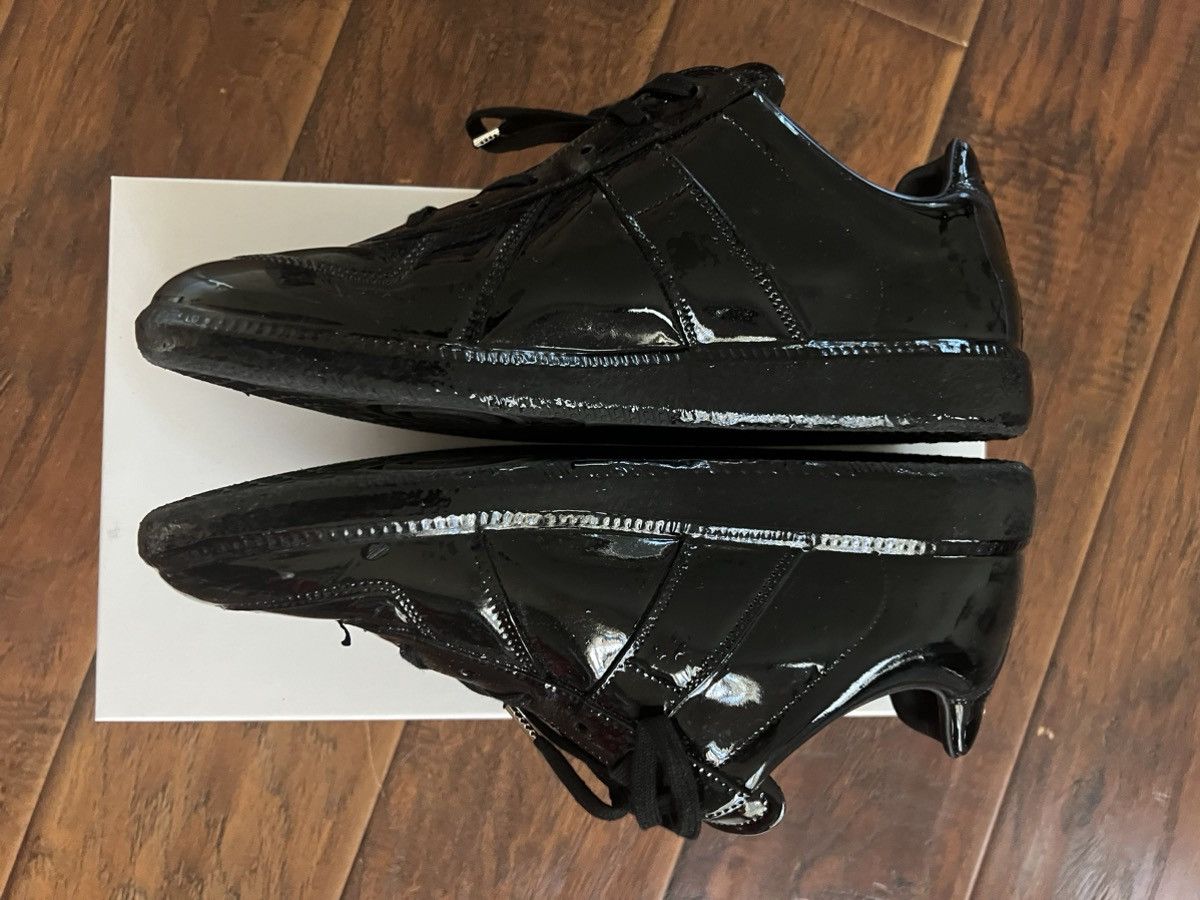 Maison Margiela Maison Margiela Replica size 43 | Grailed
