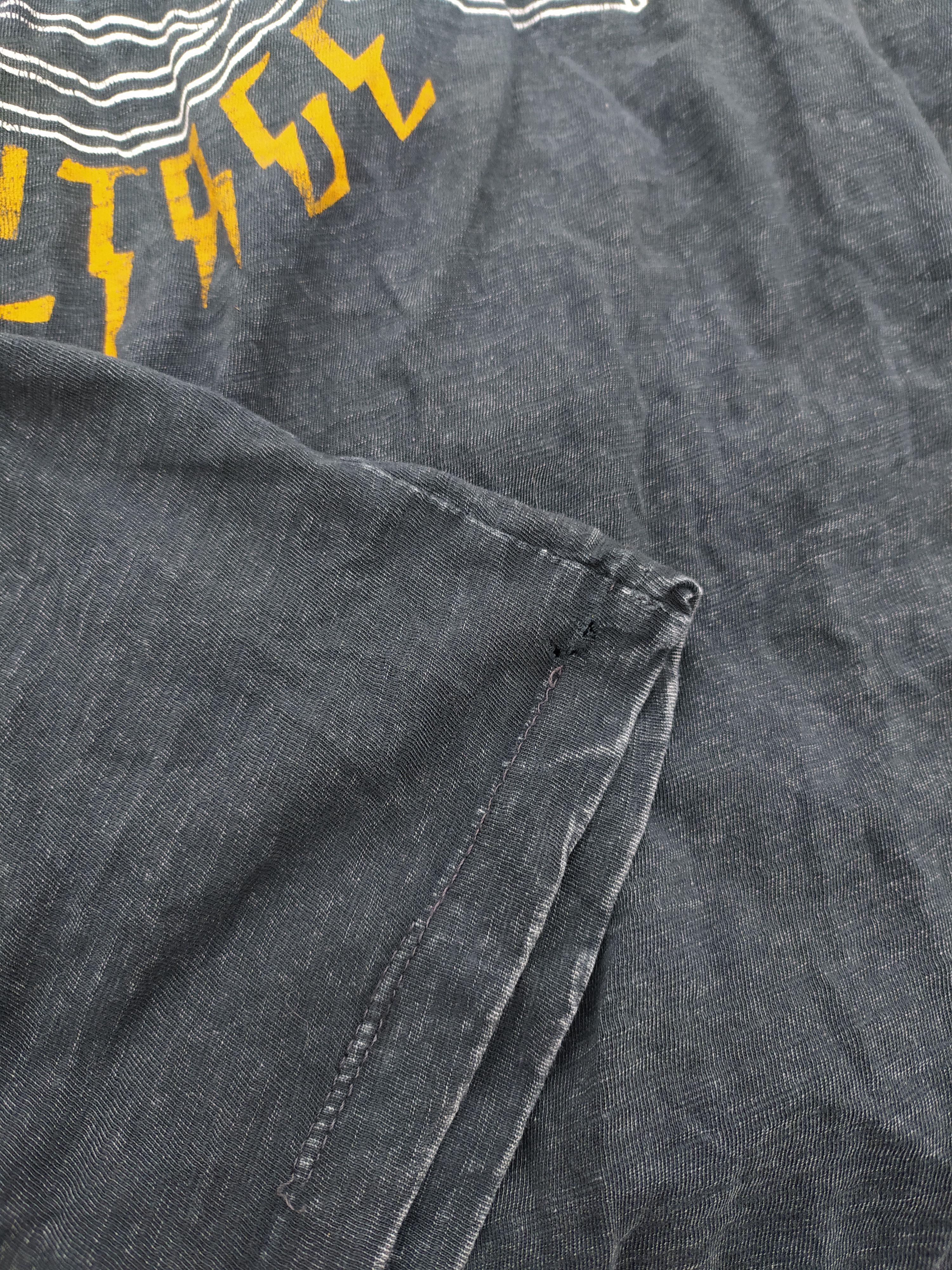 Band Tees × Vintage Vintage Y2K Faded AC/DC High Voltage Band Tee Size US M / EU 48-50 / 2 - 5 Thumbnail