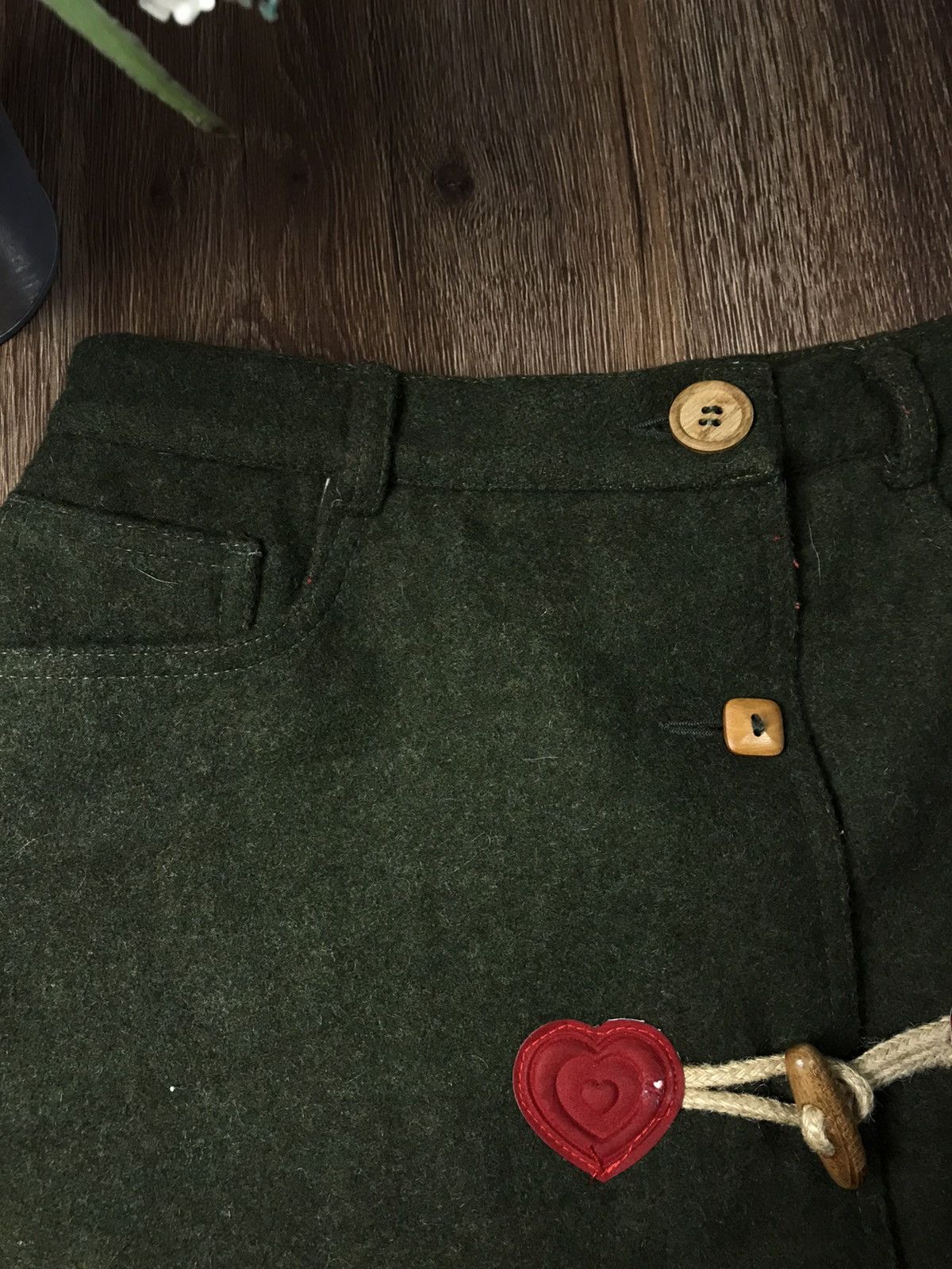 Moschino Vintage Whimsical Moschino Lana Wool mini Skirt Size 30" / US 8 / IT 44 - 4 Thumbnail