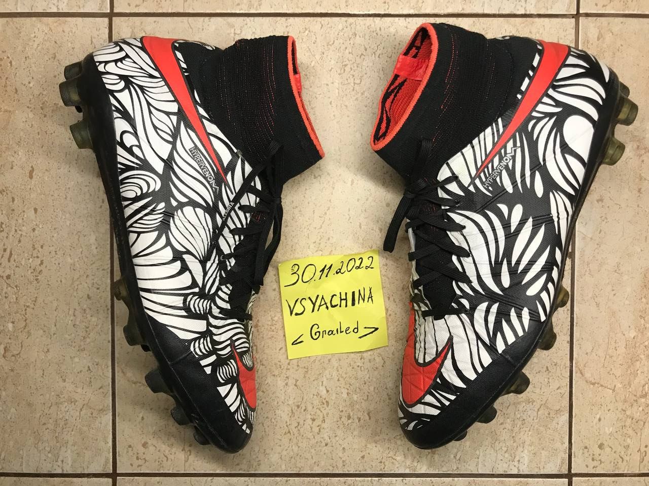 Nike Vintage Football shoes Nike Hypervenom Phantom II Neymar Size US 9 / EU 42 - 1 Thumbnail