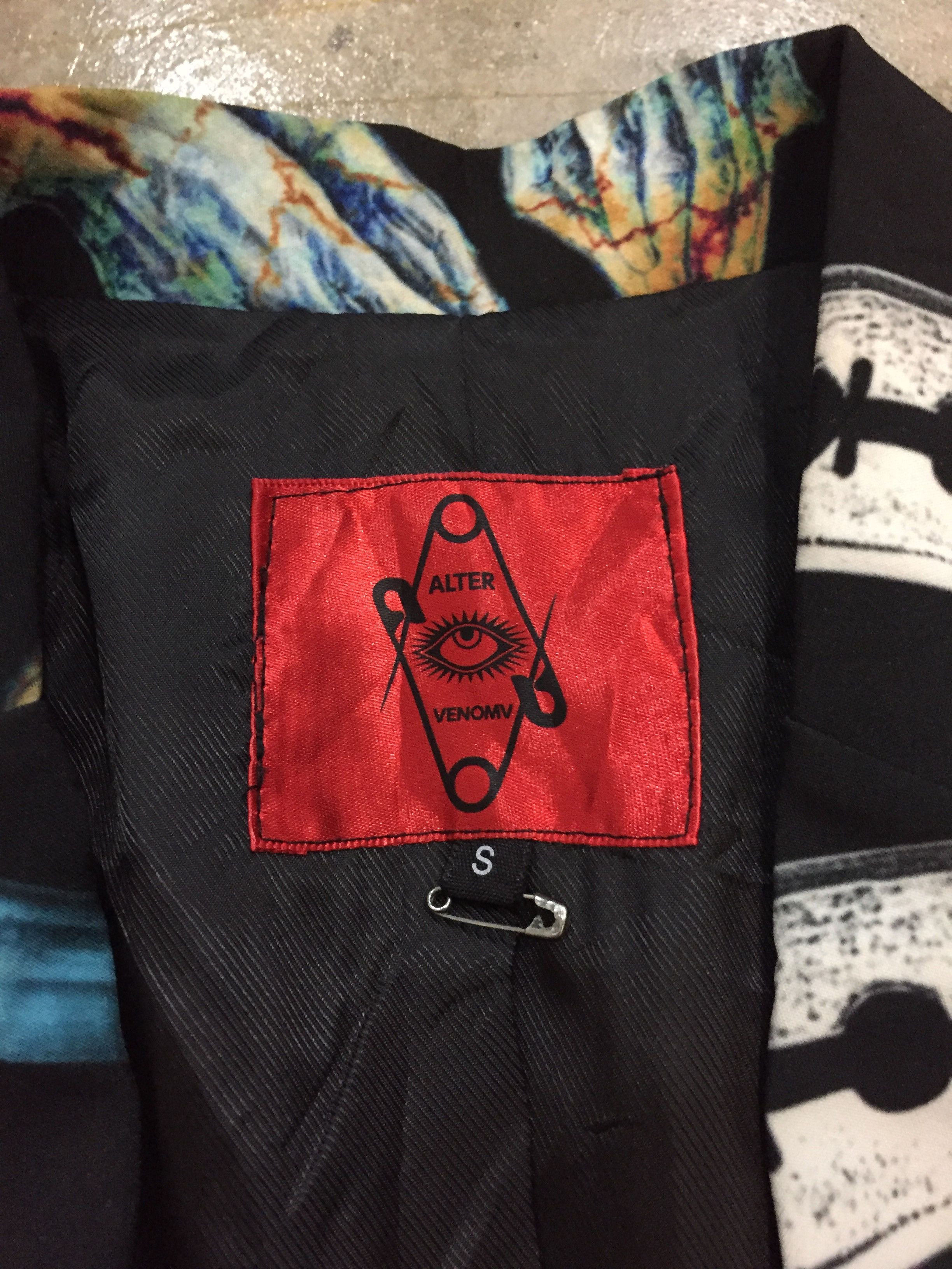 If Six Was Nine × Japanese Brand × Seditionaries ALTER VENOMV Japan praying hands print jacket Size S / US 4 / IT 40 - 11 Thumbnail