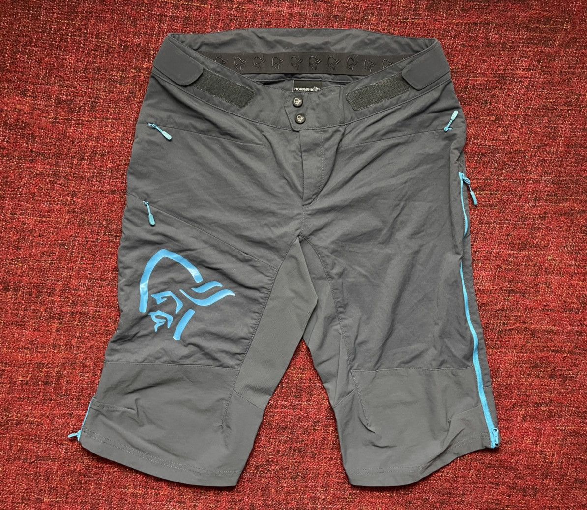 Norrona Norrona gorpcore style trekking shorts Size 30" / US 8 / IT 44 - 2 Thumbnail