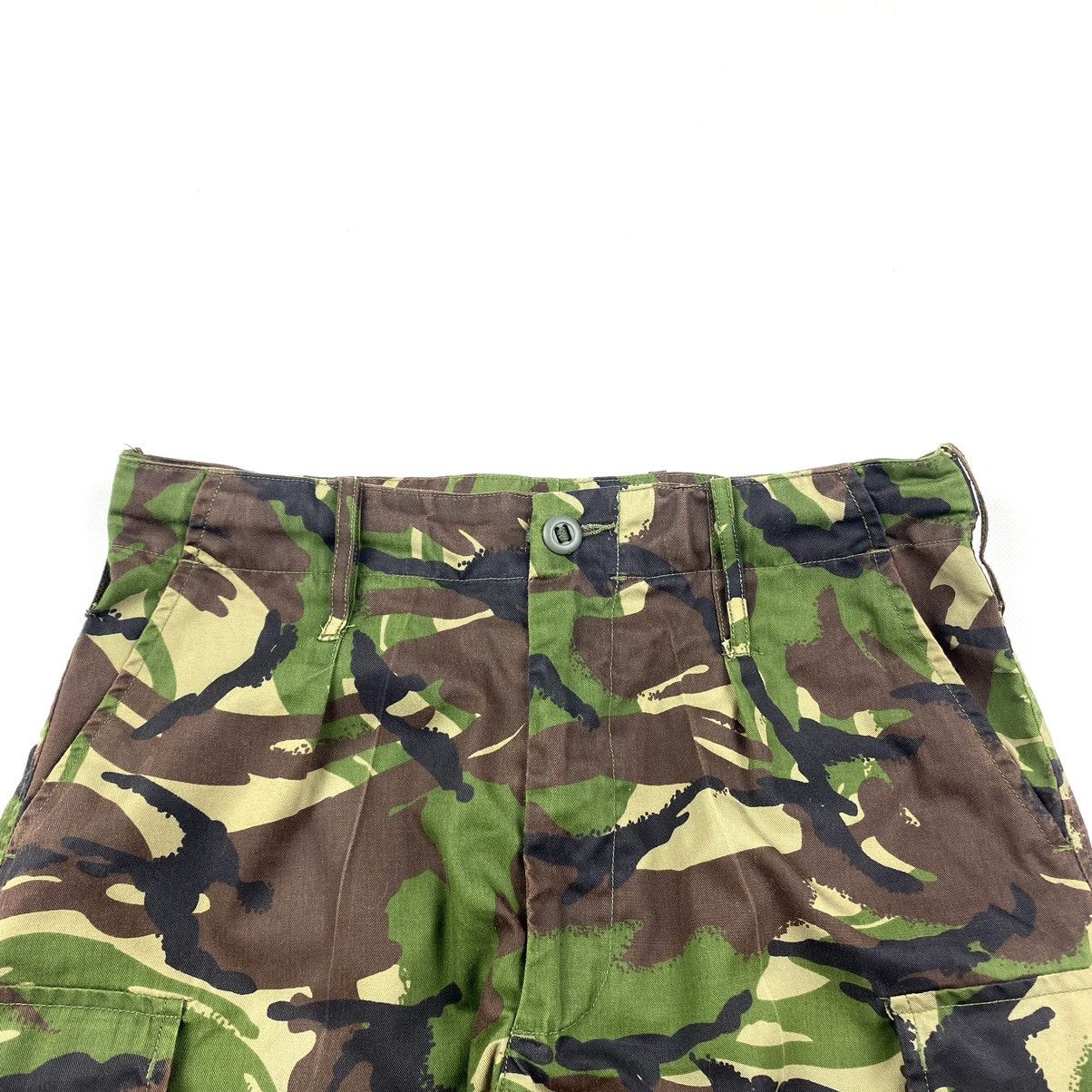 Japanese Brand Vintage Camo Cargo Pants Military Tactical Style Size US 30 / EU 46 - 7 Thumbnail